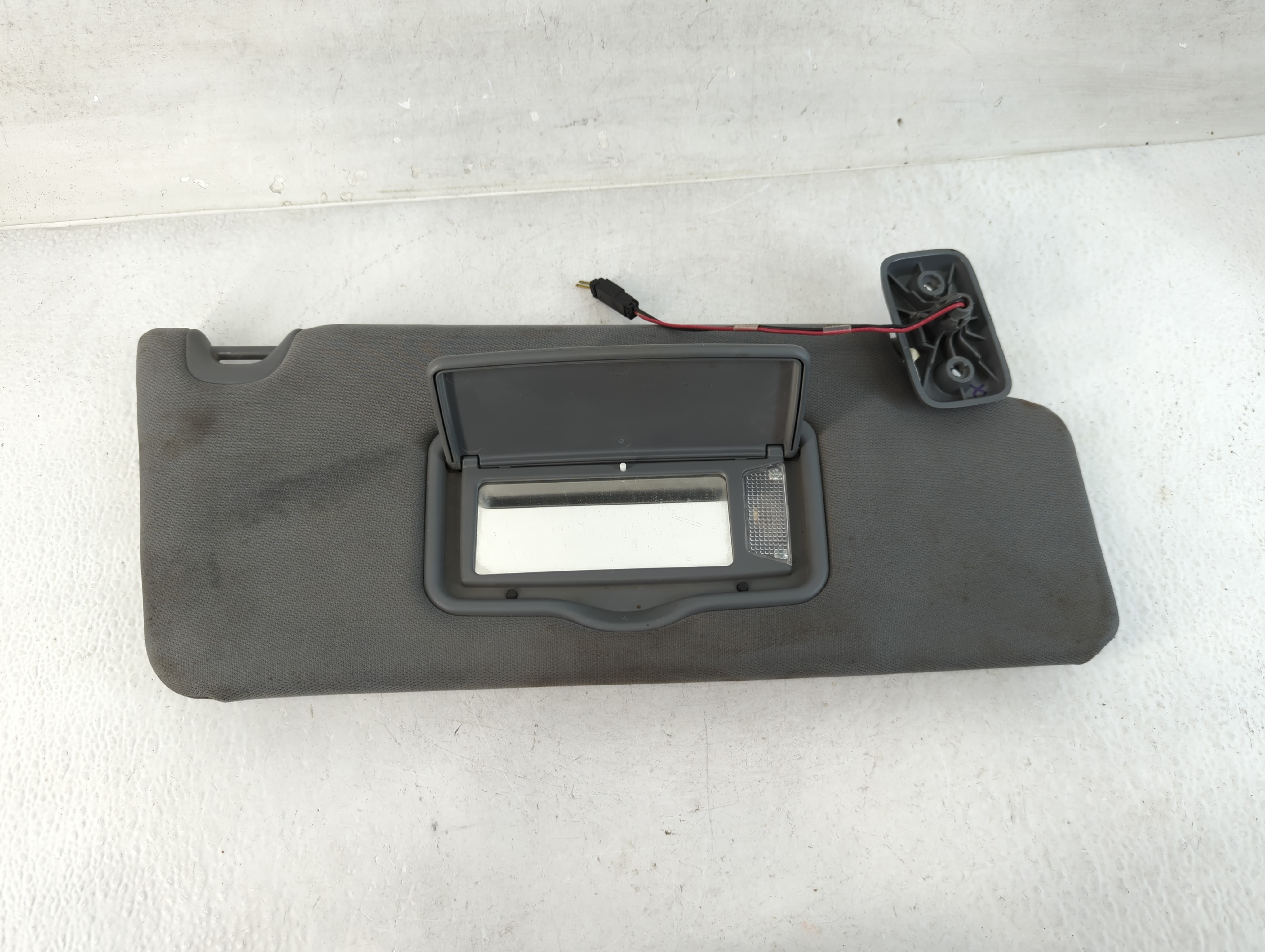 2010-2014 Ford F-150 Passenger Sun Visor Mirror Right Sunvisor Dark Grey 832667 - Oemusedautoparts1.com
