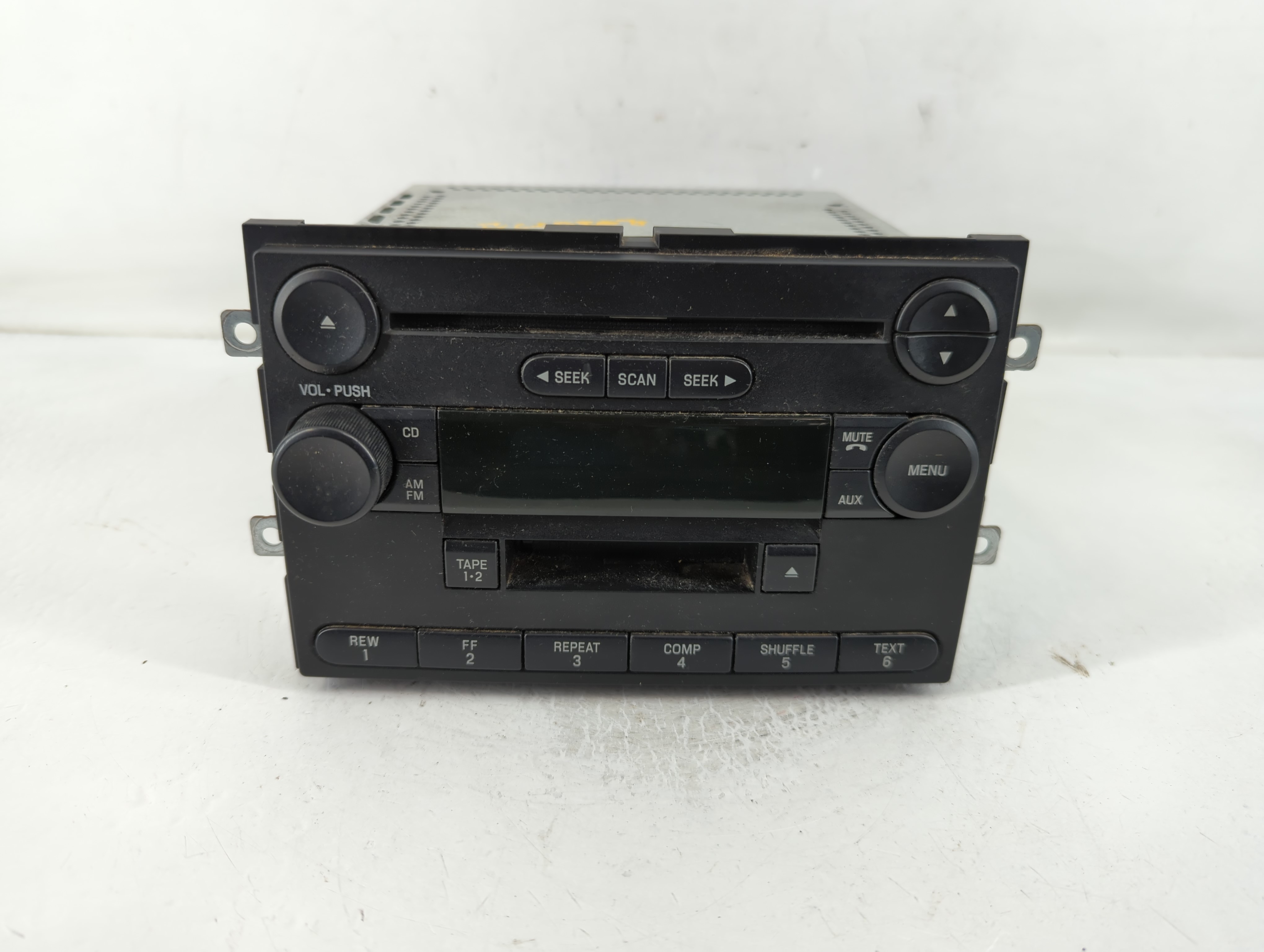 2005-2006 Ford F-150 Am Fm Cd Player Radio Receiver 832728 - Oemusedautoparts1.com