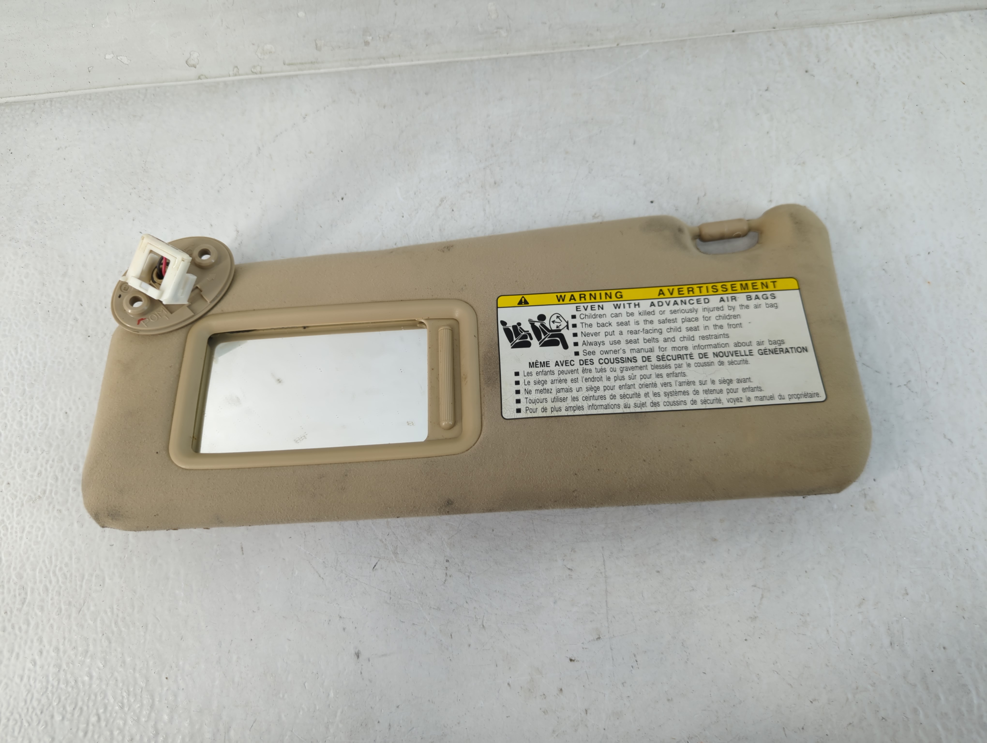 2007-2009 Lexus Is250 Driver Sun Visor Mirror Left Sunvisor Tan 832744 - Oemusedautoparts1.com