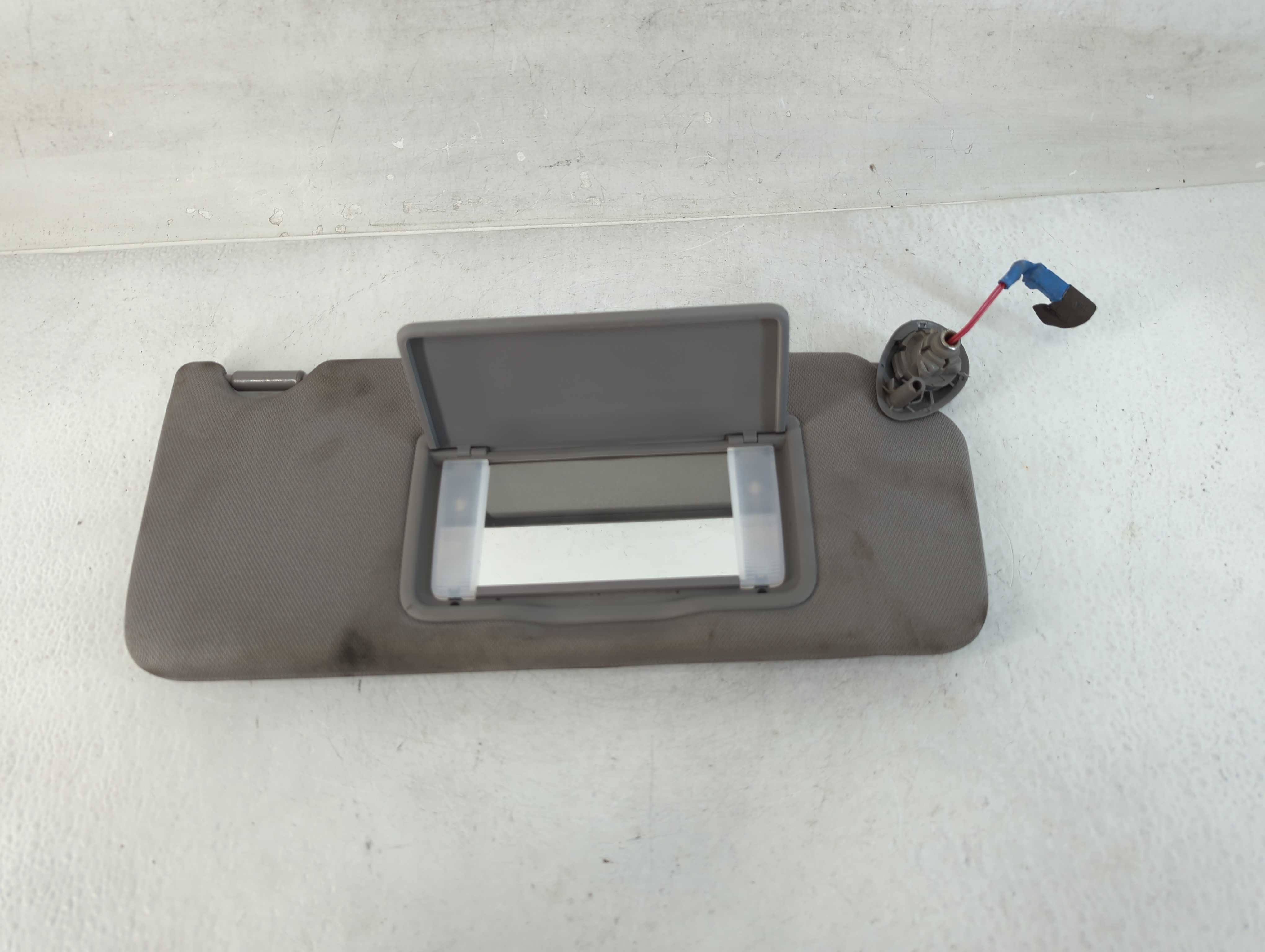 Picture of 2013-2017 Honda Accord Passenger Sun Visor Mirror Right Sunvisor Grey 832762