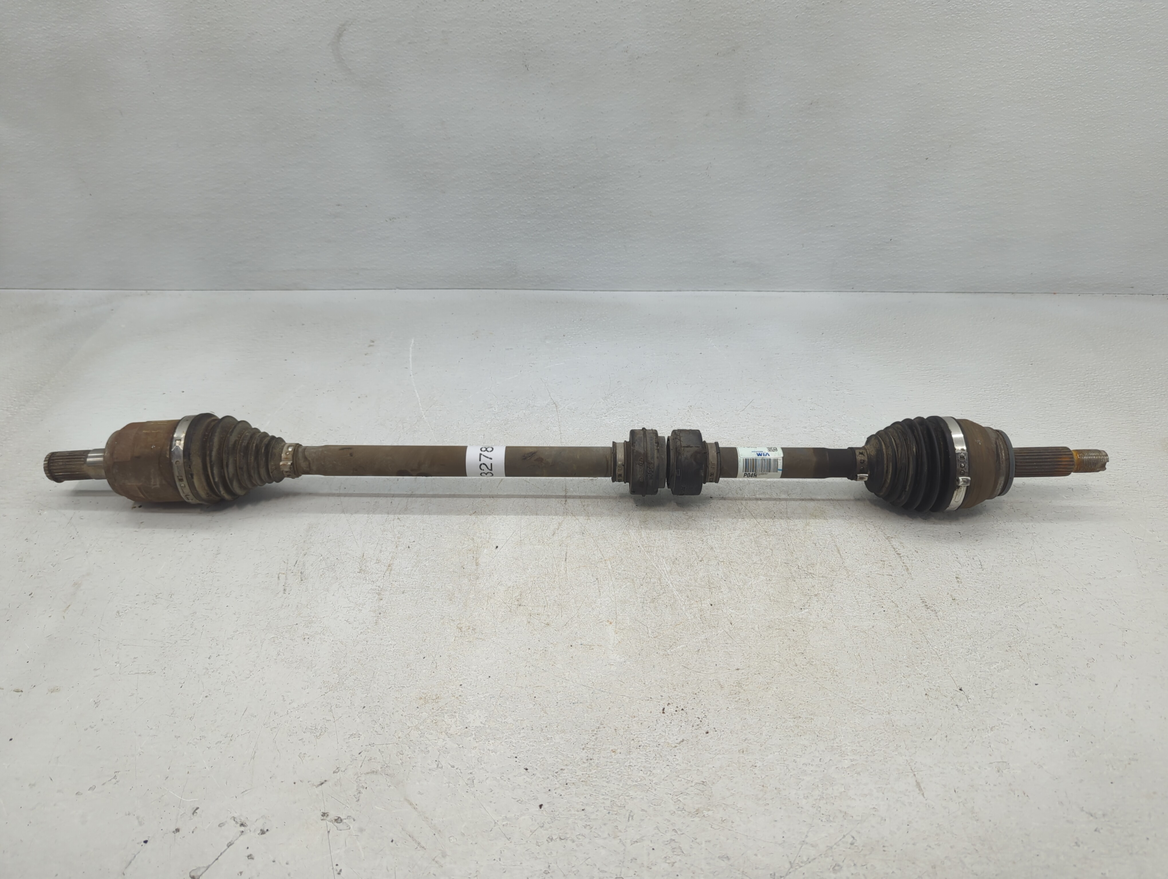 2018-2021 Hyundai Kona Axle Shaft Front Passenger Cv C/v 832780 - Oemusedautoparts1.com