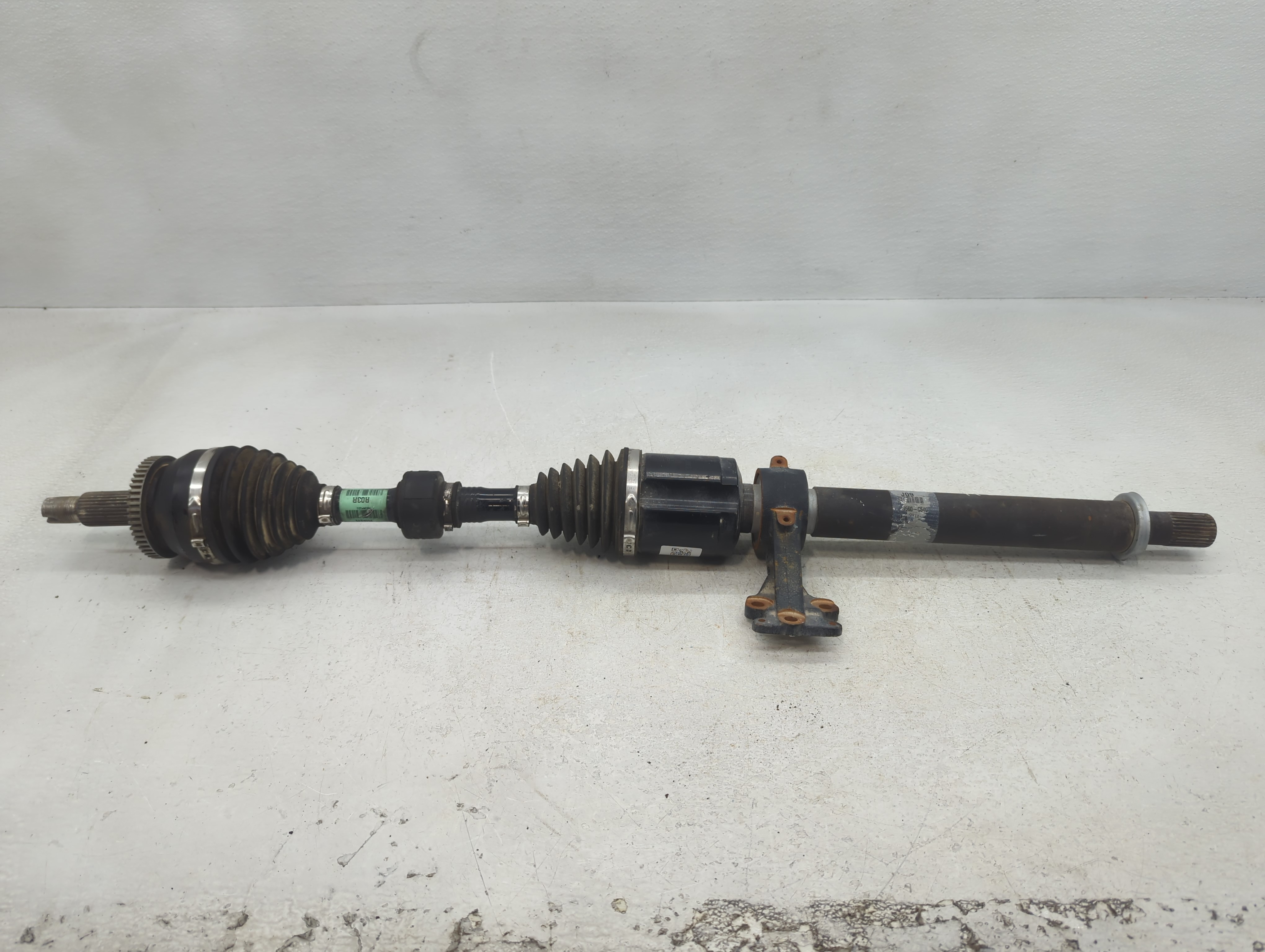 2017-2018 Hyundai Santa Fe Axle Shaft Front Passenger Cv C/v 832782 - Oemusedautoparts1.com
