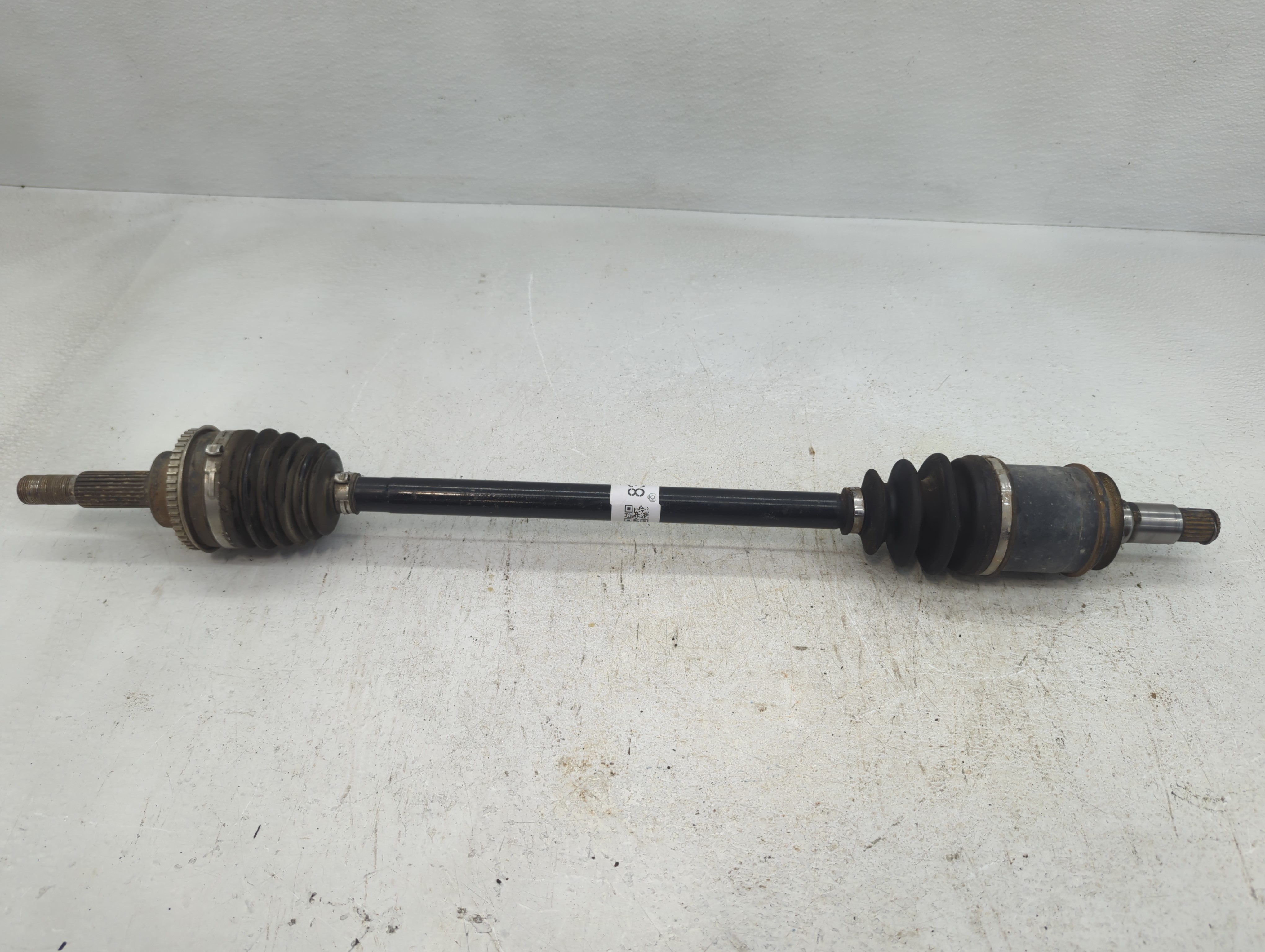 Picture of 2008-2013 Toyota Highlander Axle Shaft Front Passenger Cv C/v 832820