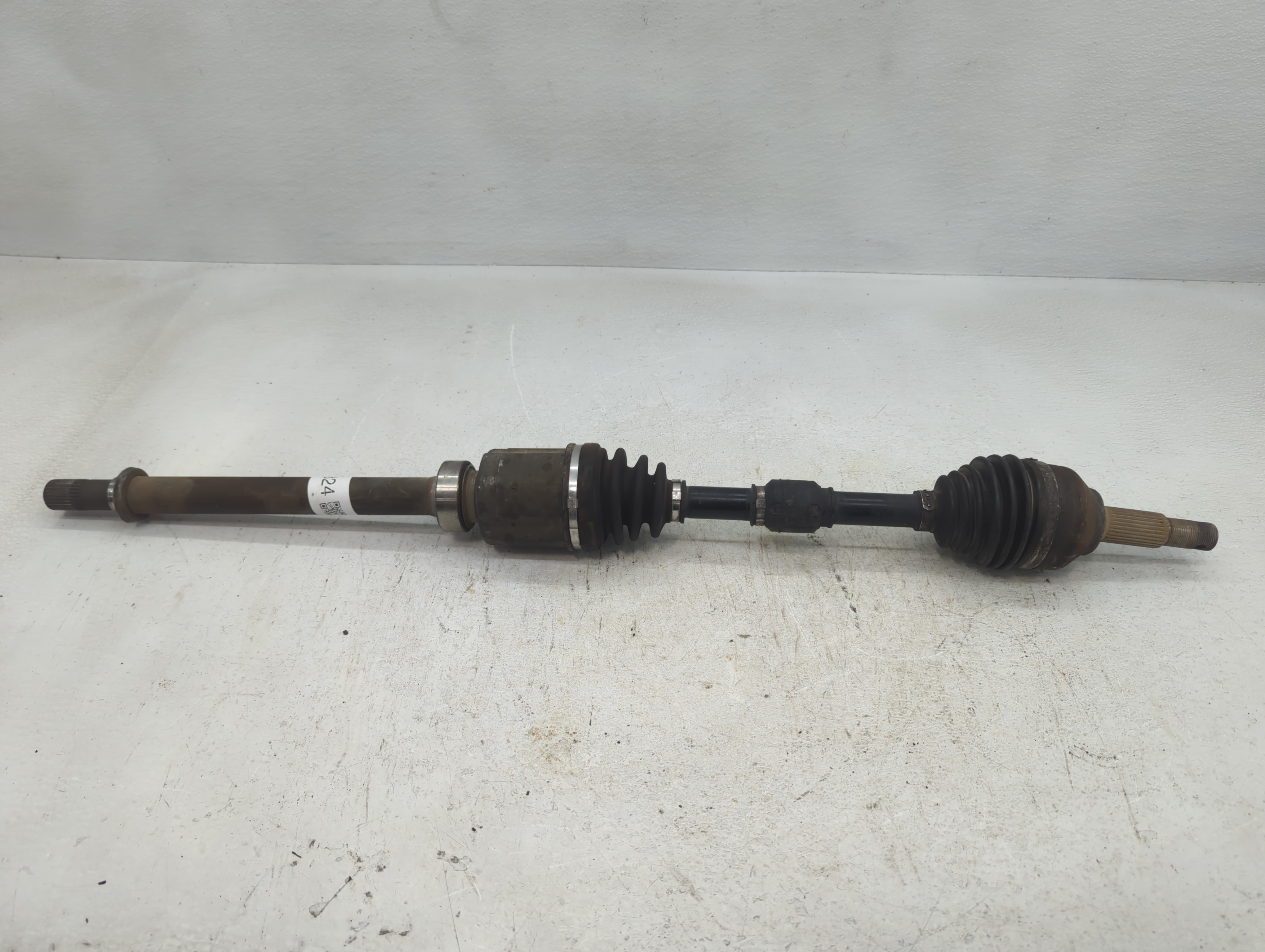 2013-2019 Nissan Sentra Axle Shaft Front Passenger Cv C/v 832824 - Oemusedautoparts1.com