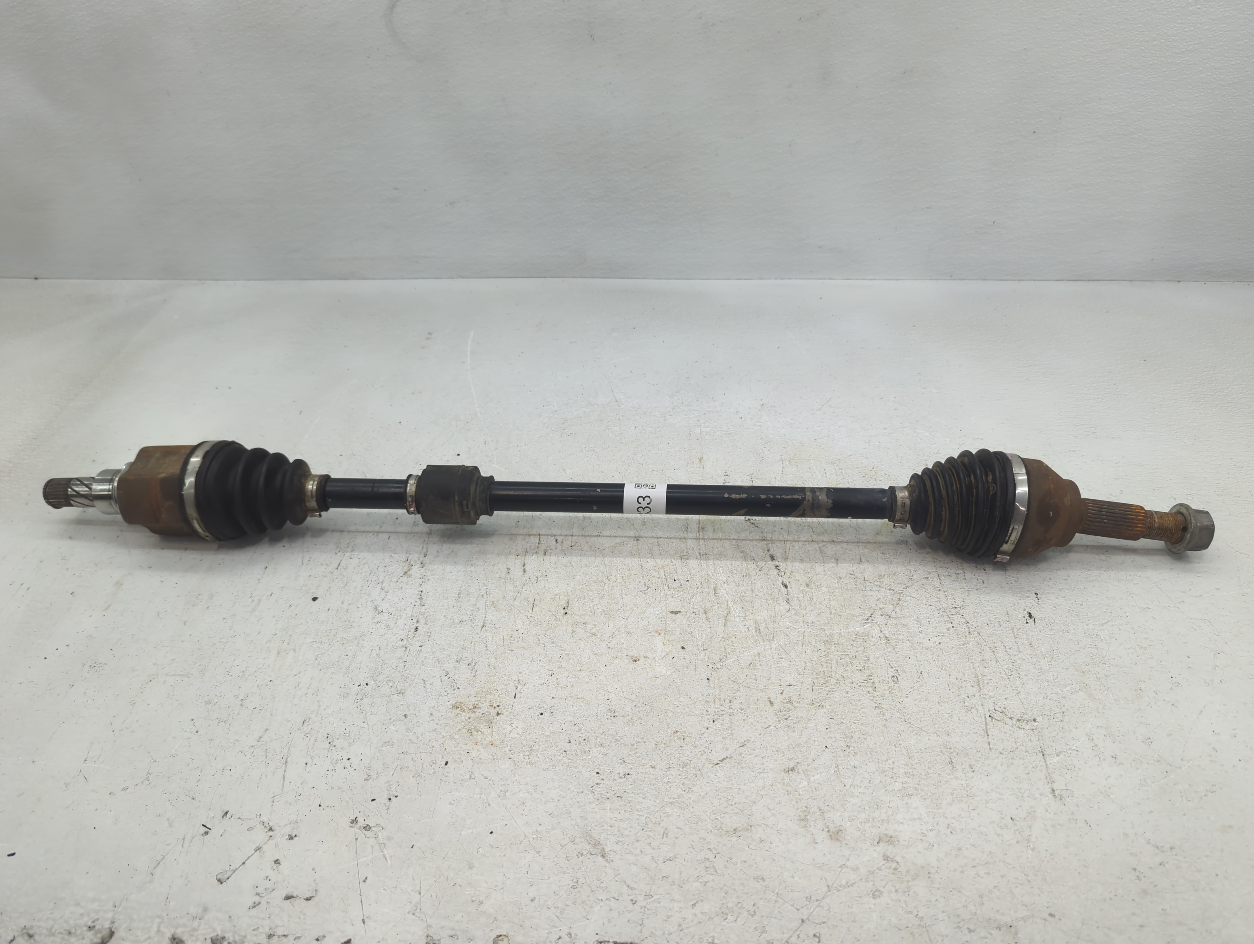 2013-2019 Nissan Sentra Axle Shaft Front Passenger Cv C/v 832833 - Oemusedautoparts1.com