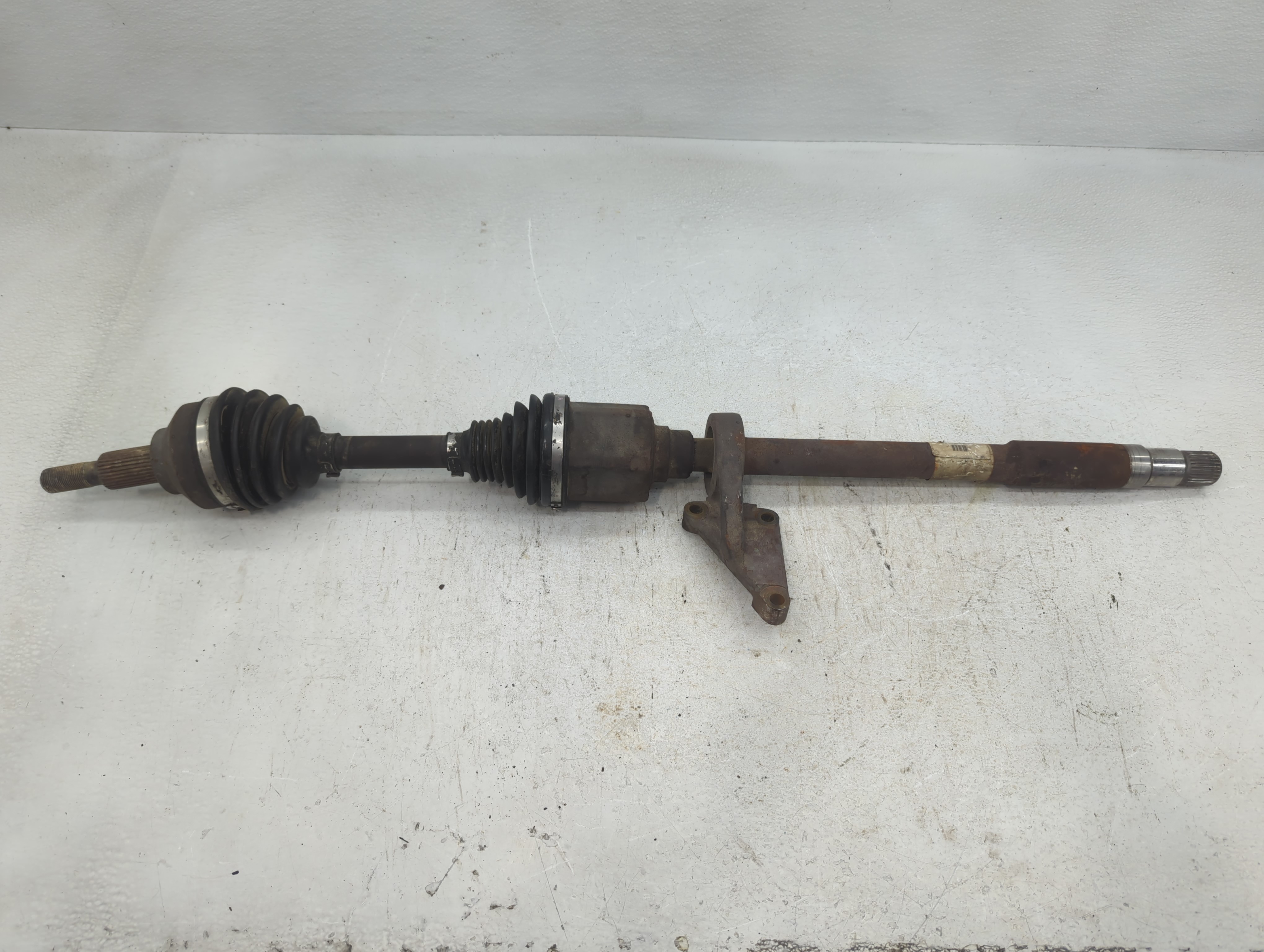 2011-2019 Dodge Journey Axle Shaft Front Passenger Cv C/v 832834 - Oemusedautoparts1.com