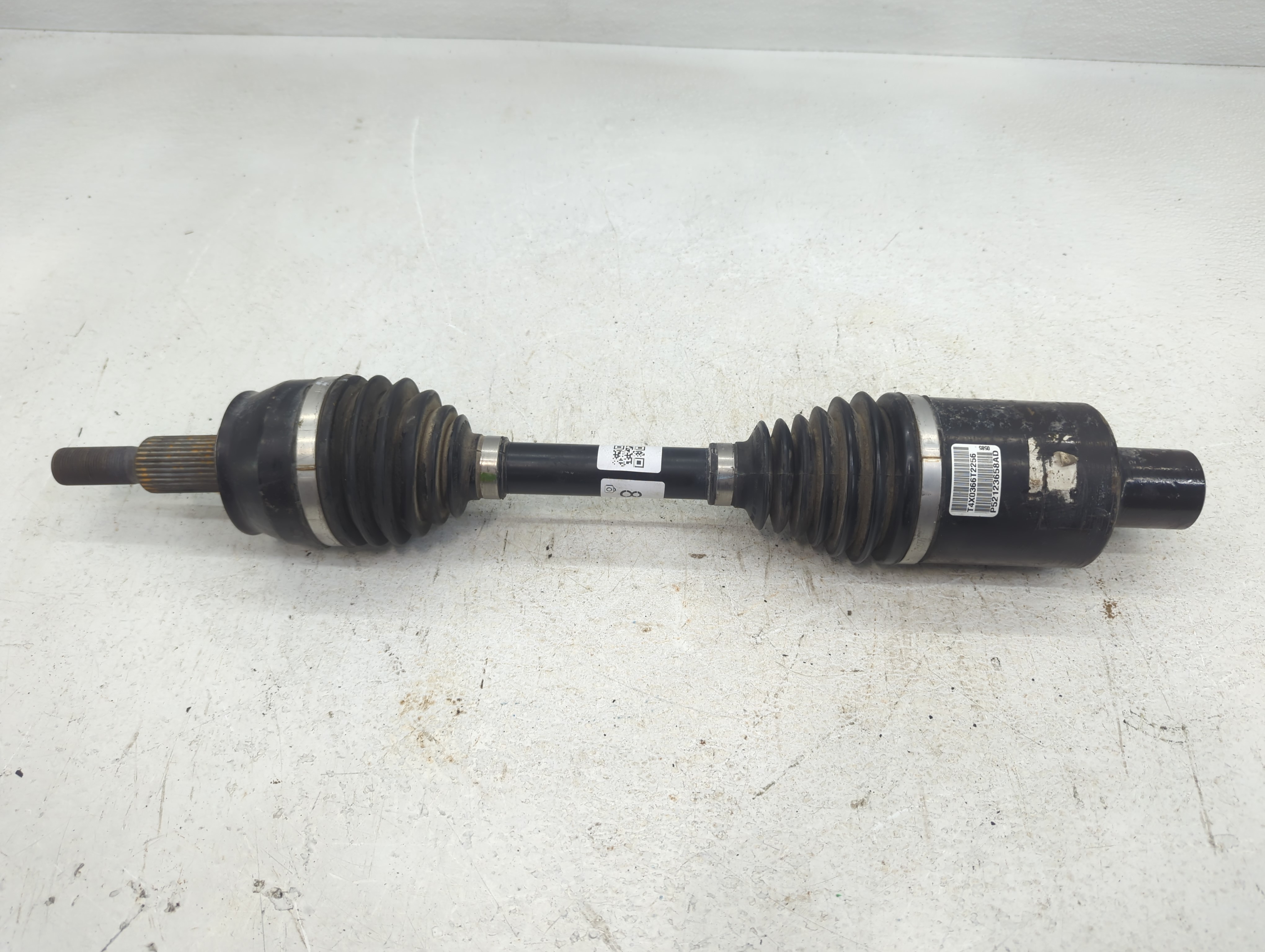 Picture of 2014-2018 Jeep Cherokee Axle Shaft Front Driver Cv C/v 832857