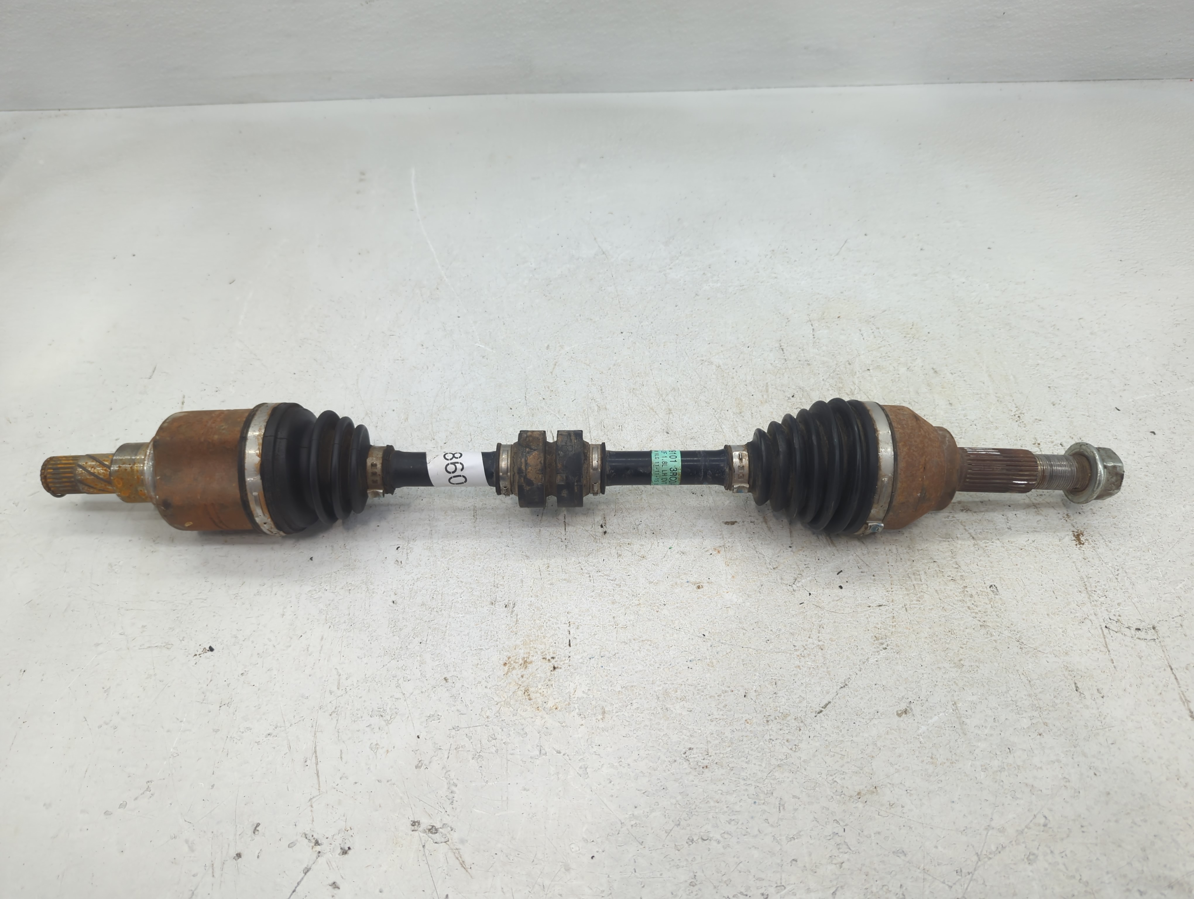 2013-2019 Nissan Sentra Axle Shaft Front Driver Cv C/v 832860 - Oemusedautoparts1.com