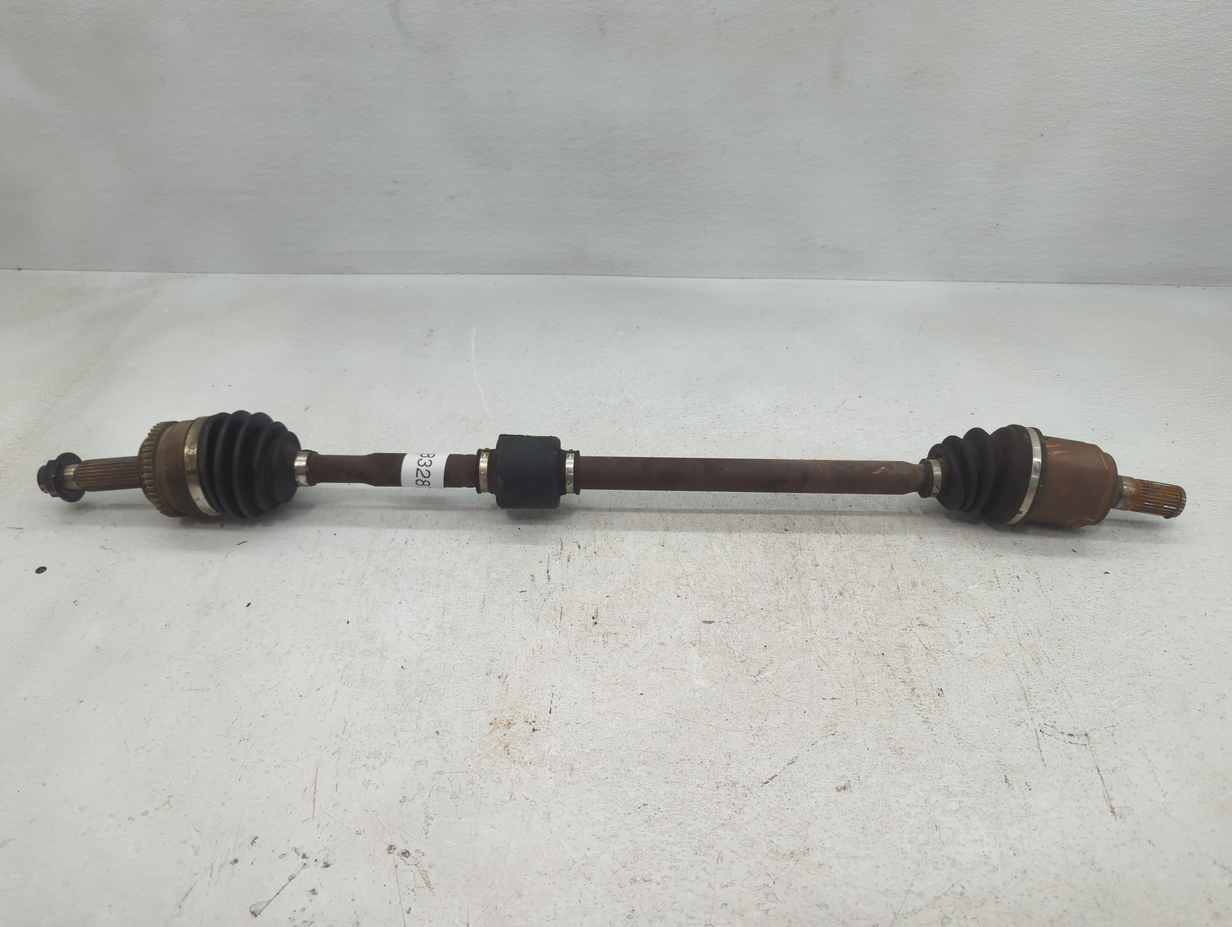 2011-2016 Hyundai Elantra Axle Shaft Front Driver Cv C/v 832873 - Oemusedautoparts1.com