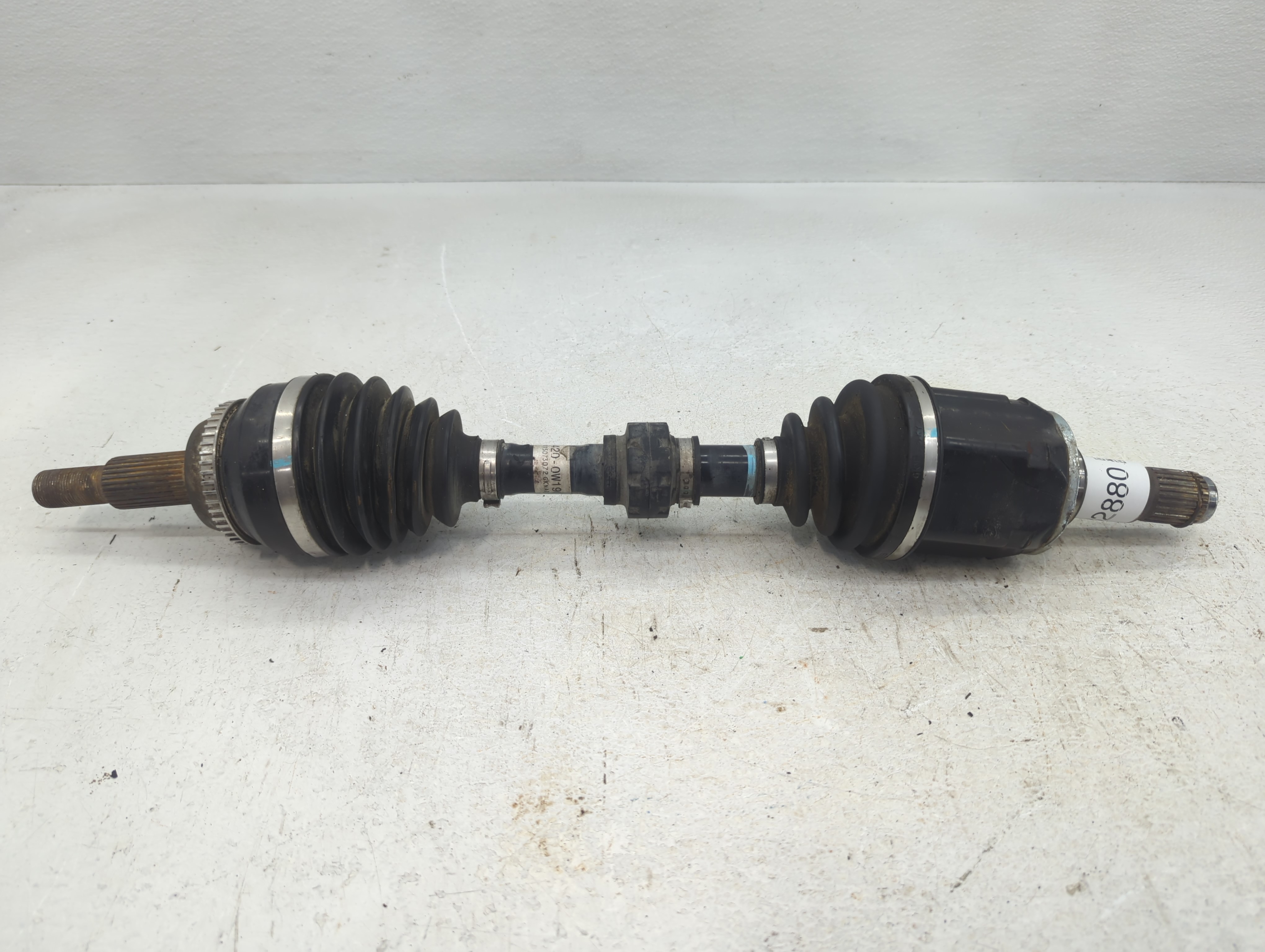 2006-2007 Toyota Highlander Axle Shaft Front Driver Cv C/v 832880 - Oemusedautoparts1.com