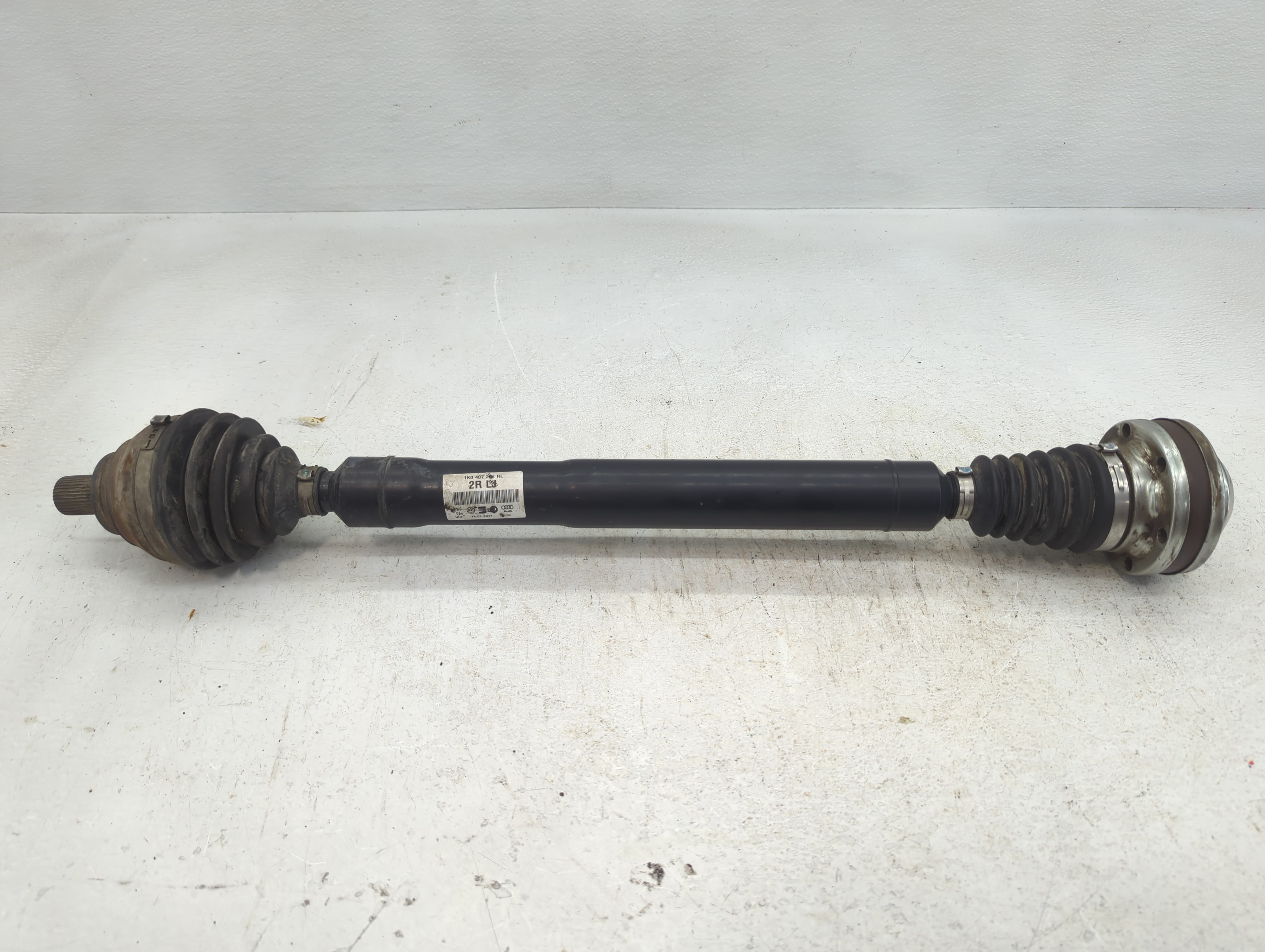 2006-2013 Audi A3 Axle Shaft Front Passenger Cv C/v 832903 - Oemusedautoparts1.com