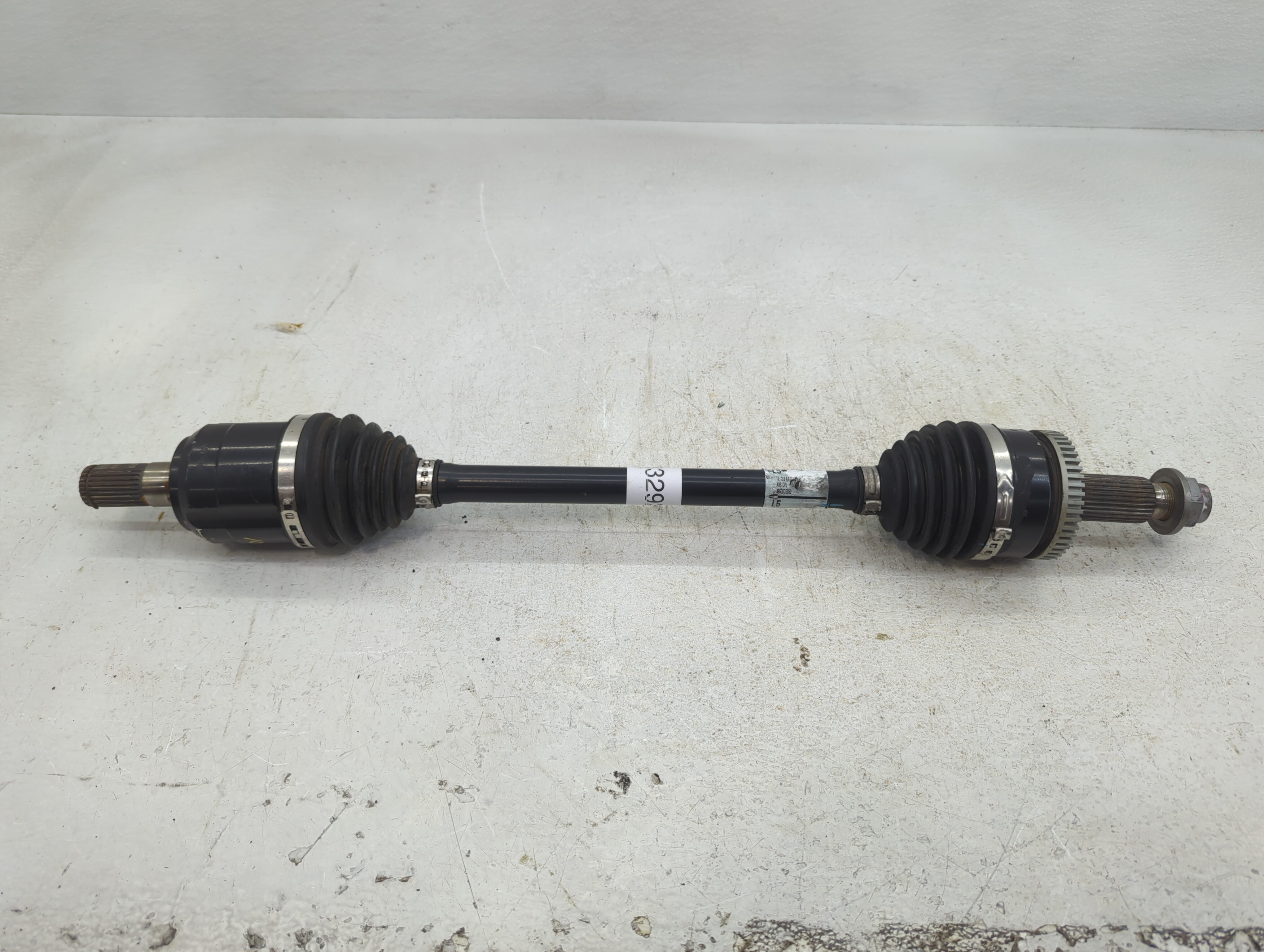2016-2021 Hyundai Tucson Axle Shaft Front Driver Cv C/v 832921 - Oemusedautoparts1.com