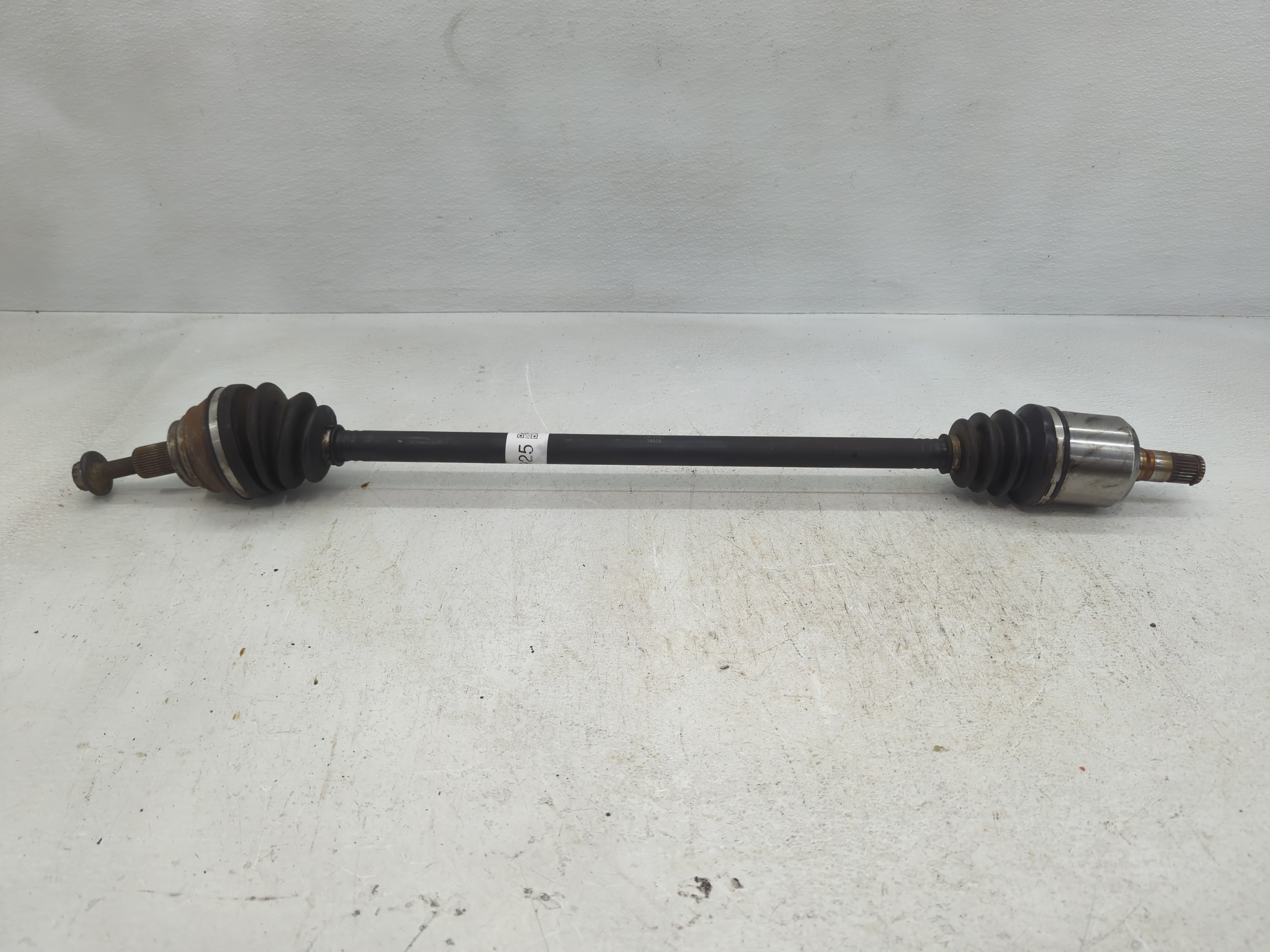 2006-2010 Volkswagen Passat Axle Shaft Front Passenger Cv C/v 832925 - Oemusedautoparts1.com