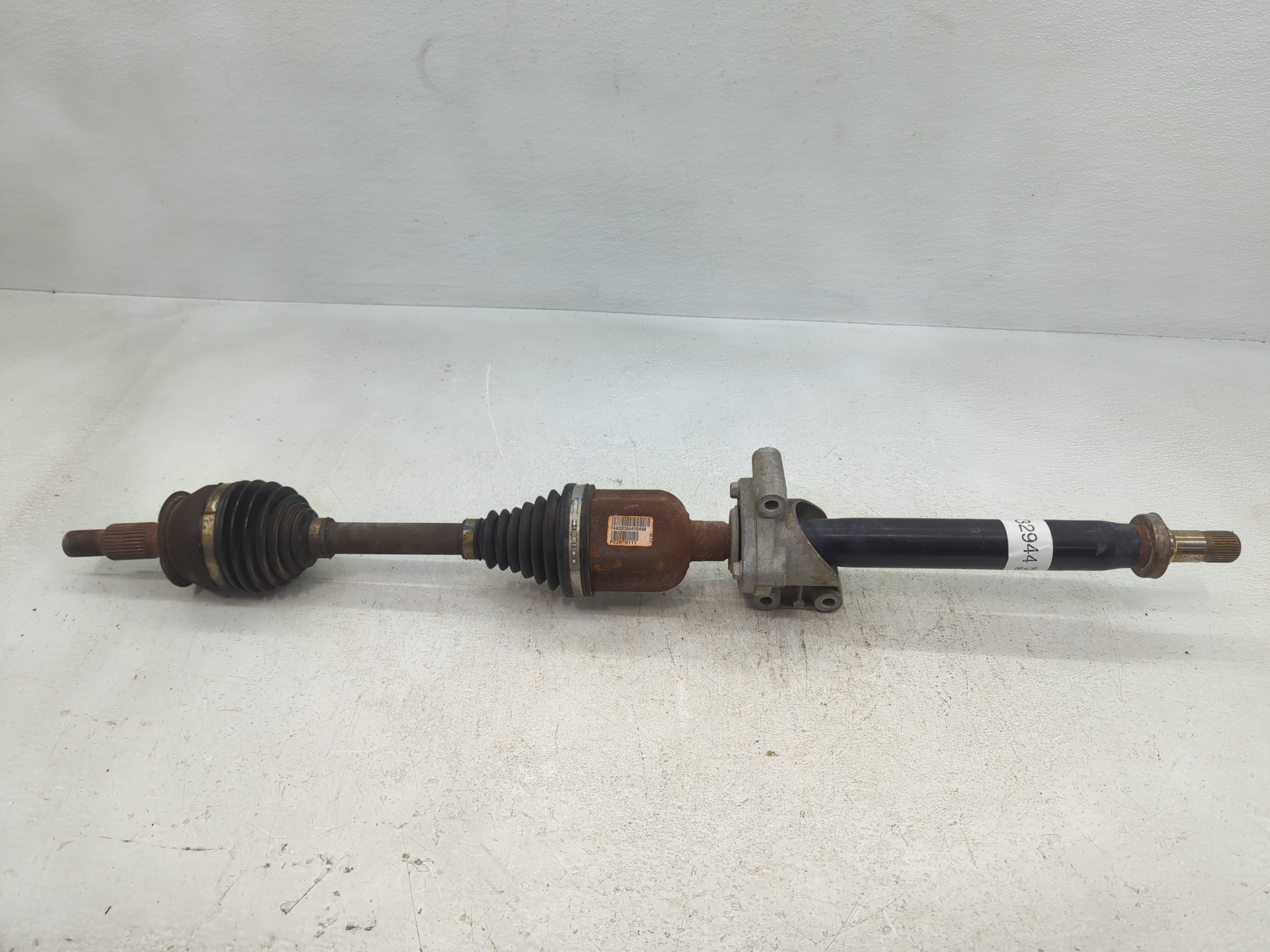 2013-2015 Chevrolet Malibu Axle Shaft Front Passenger Cv C/v 832944 - Oemusedautoparts1.com