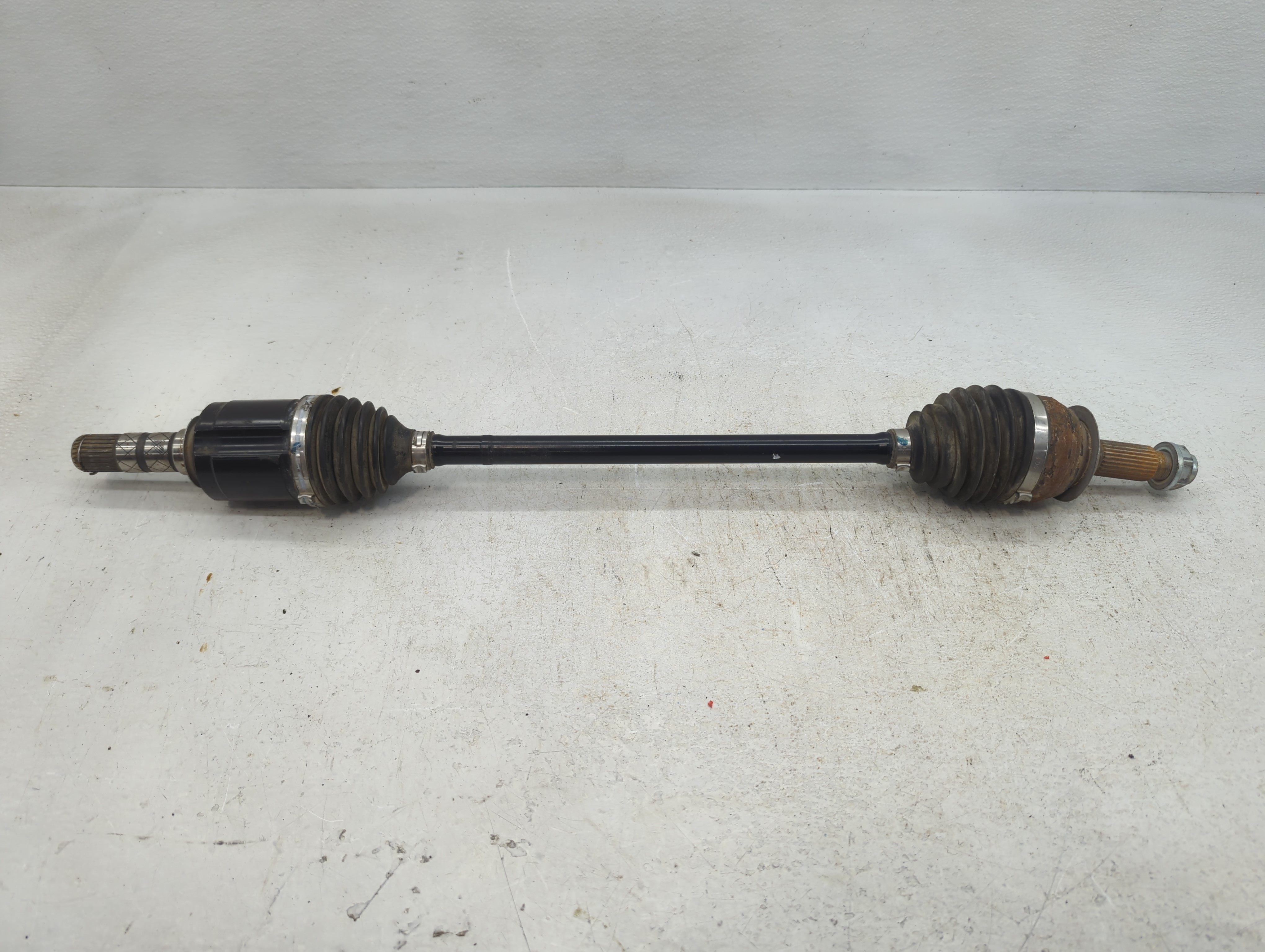 2018-2021 Hyundai Kona Axle Shaft Front Passenger Cv C/v 832946 - Oemusedautoparts1.com