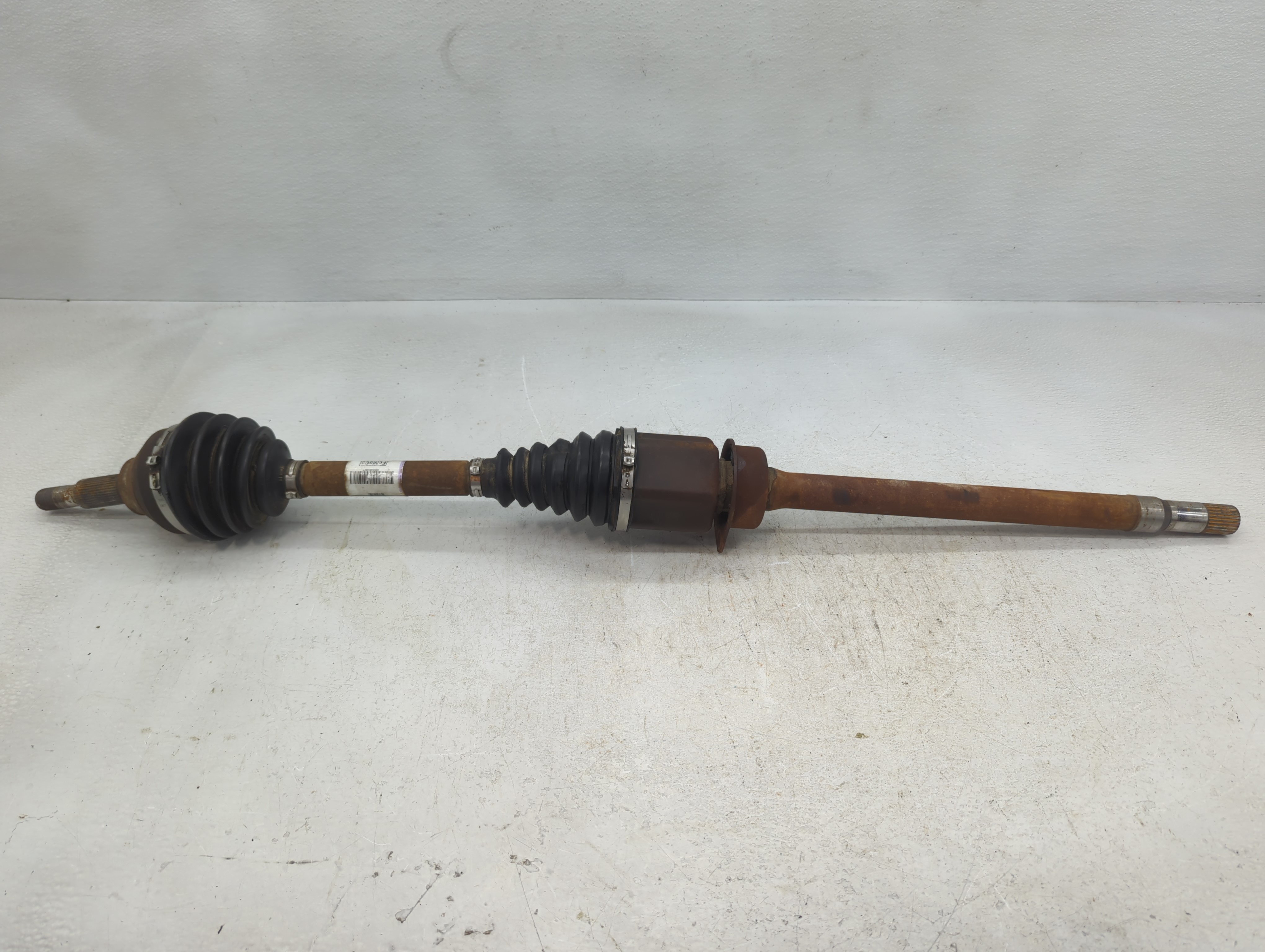 2014-2019 Ford Explorer Axle Shaft Front Passenger Cv C/v 832984 - Oemusedautoparts1.com