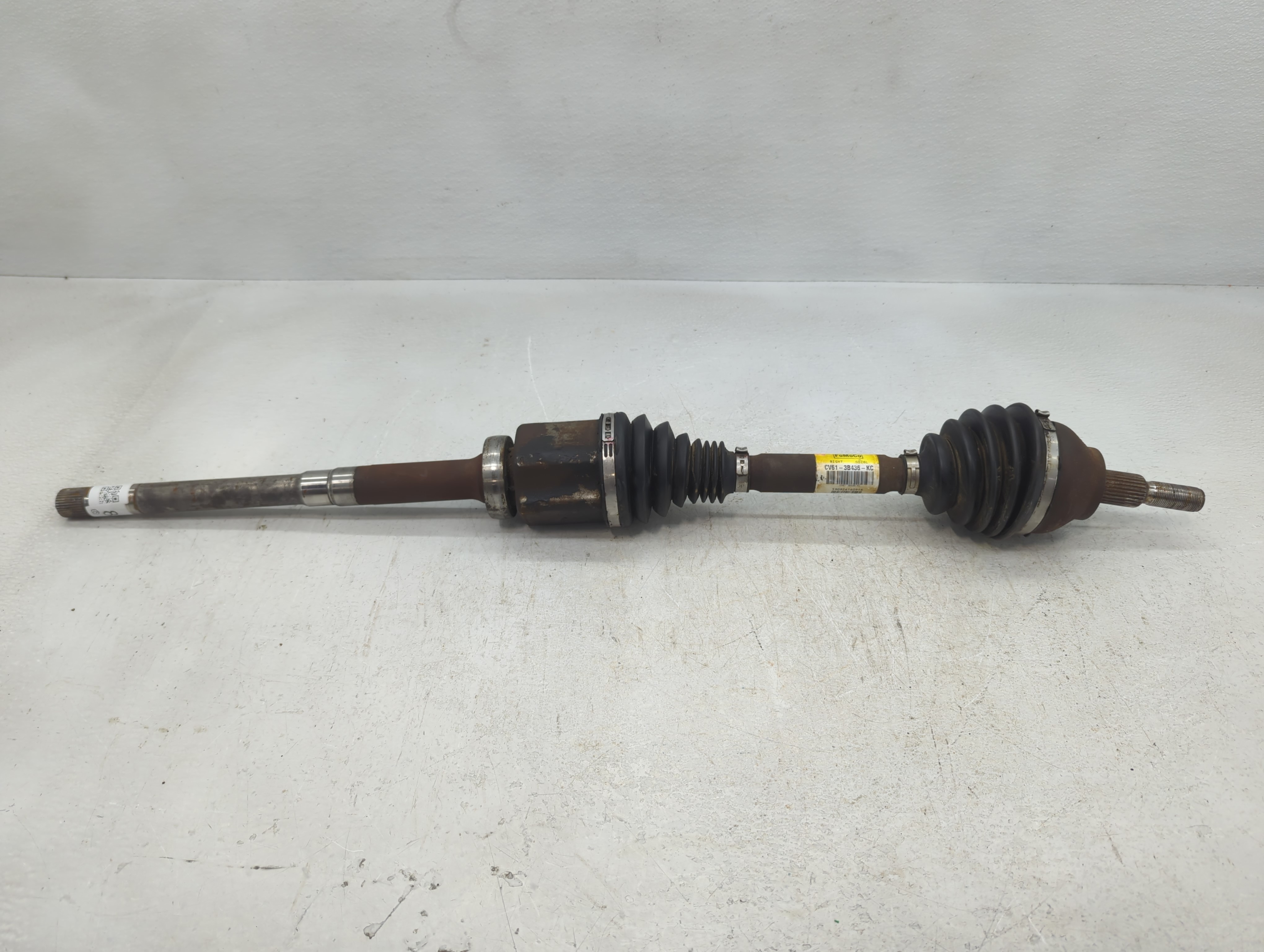 2013-2019 Ford Escape Axle Shaft Front Passenger Cv C/v 832992 - Oemusedautoparts1.com