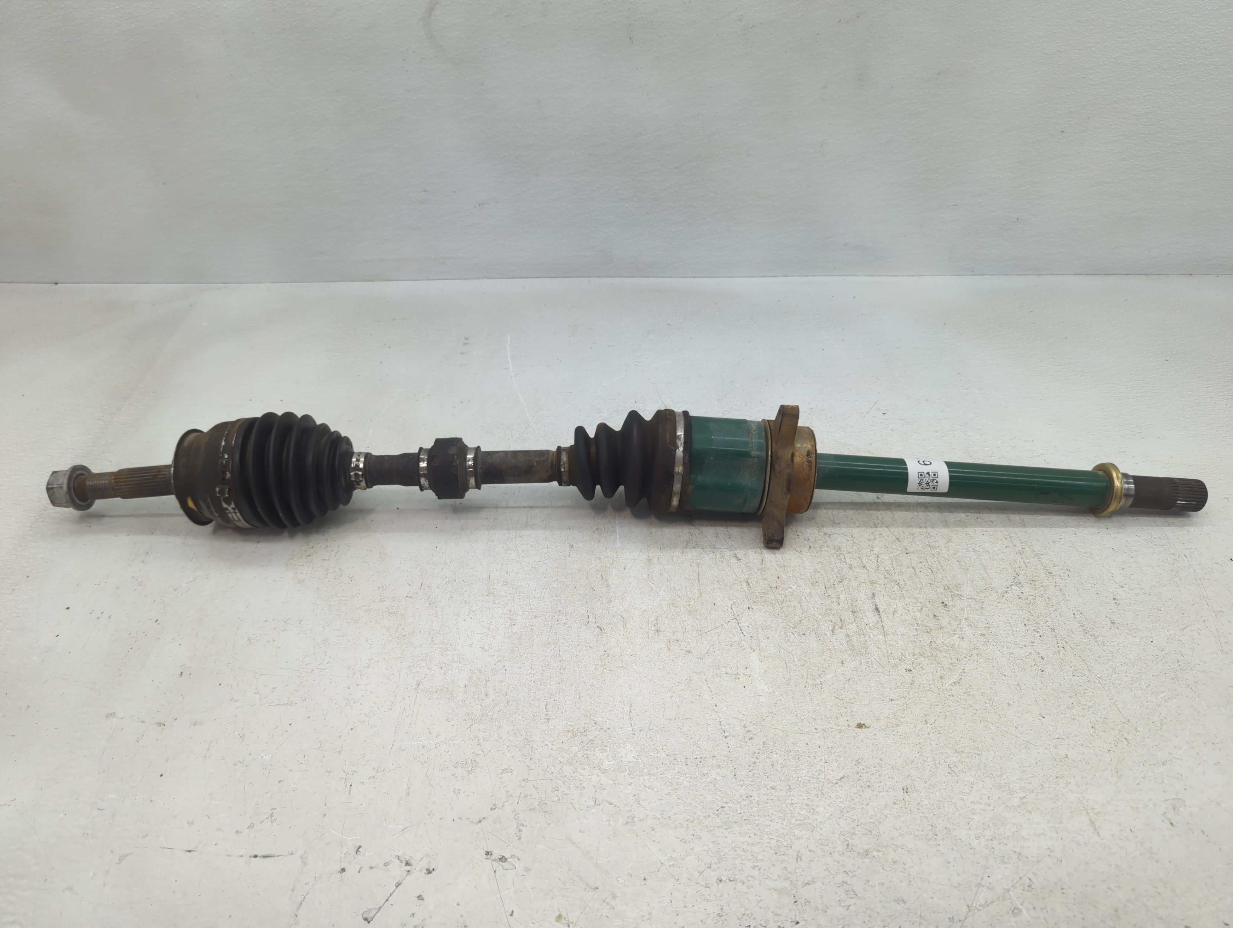 2002-2004 Nissan Altima Axle Shaft Front Driver Cv C/v 833019 - Oemusedautoparts1.com