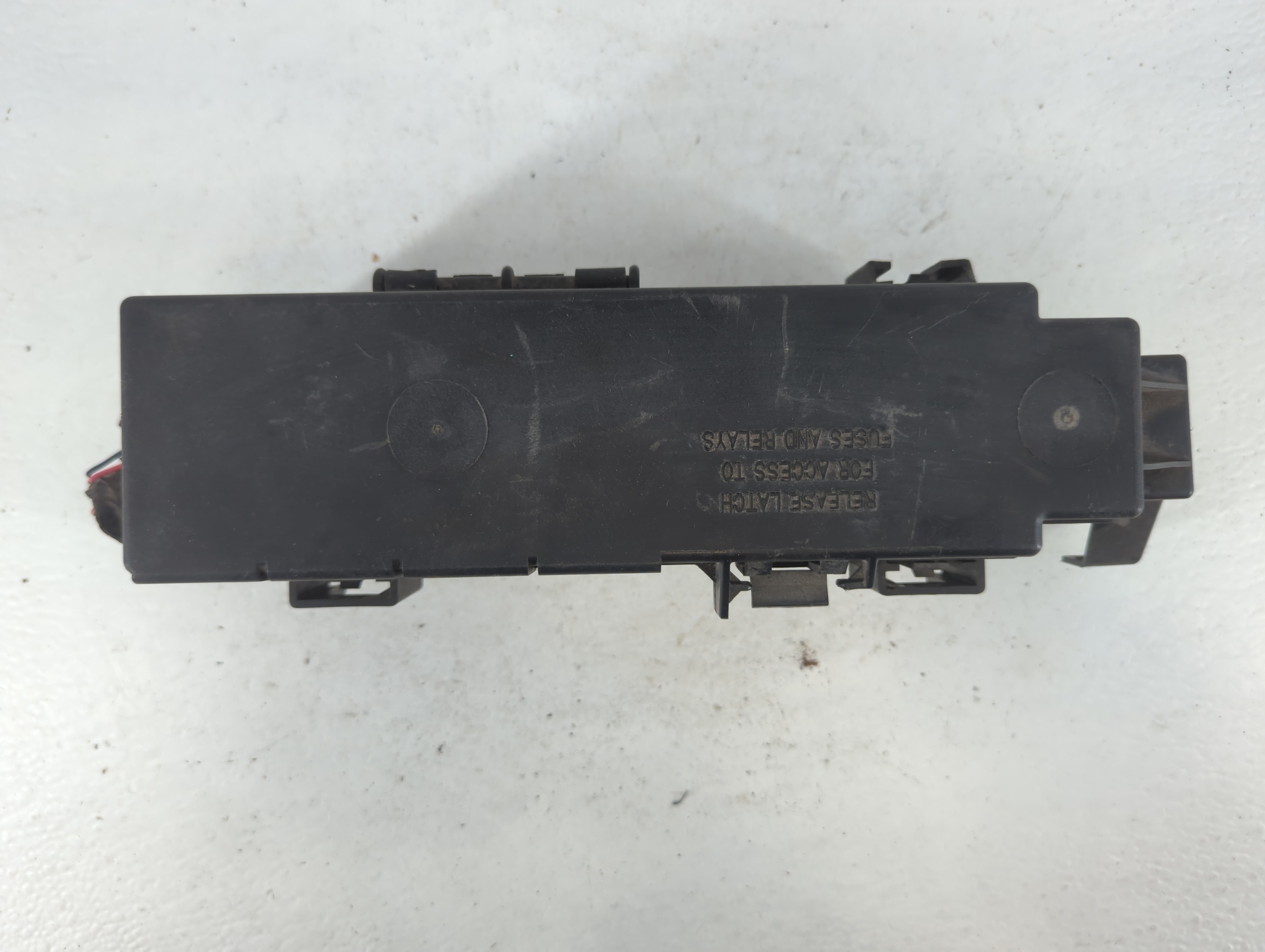 2005-2007 Jeep Liberty Fusebox Fuse Box Relay Module 56047664ad 833053 - Oemusedautoparts1.com