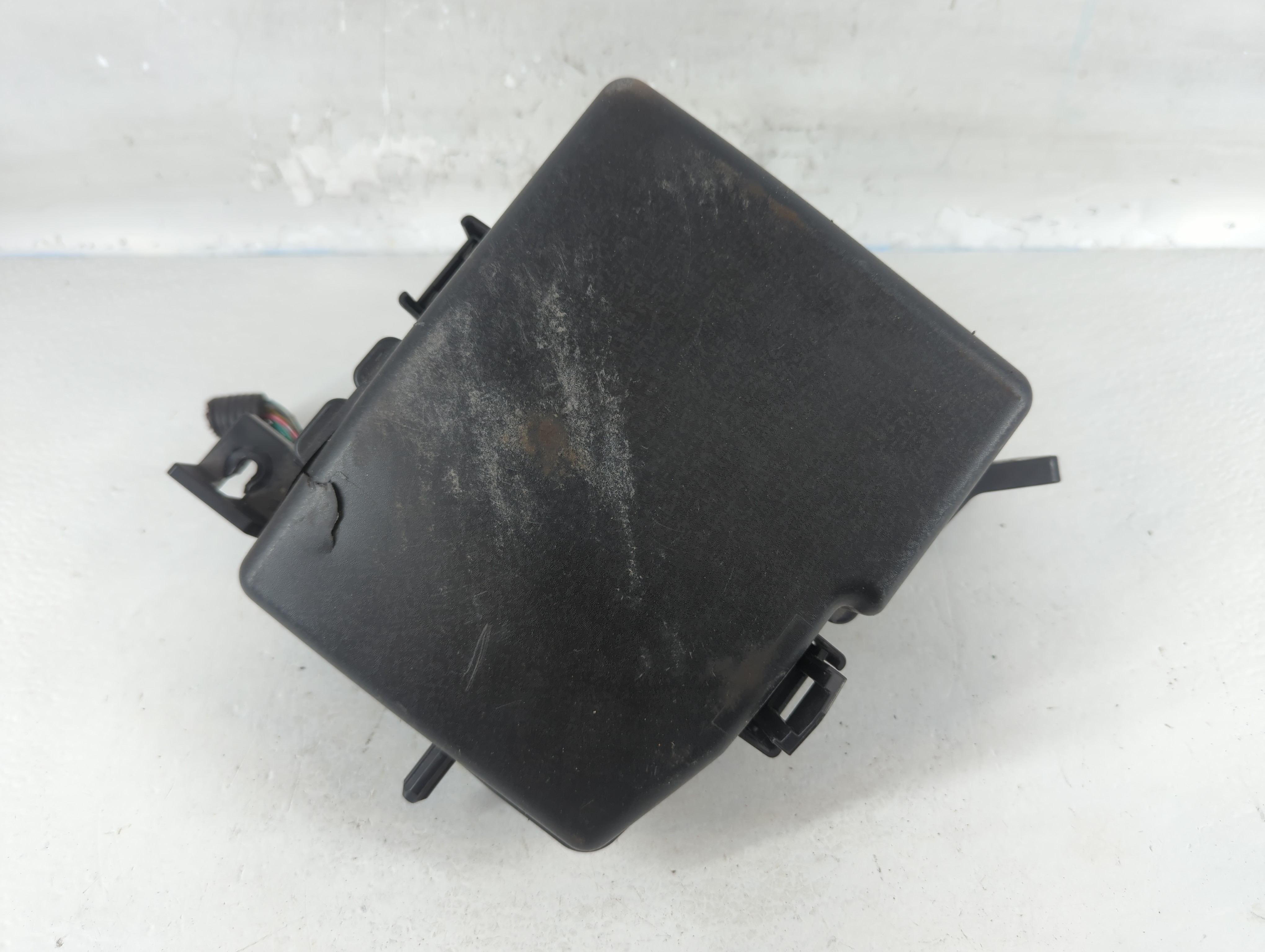 Picture of 2011-2014 Hyundai Sonata Fusebox Fuse Box Relay Module 91950-3s711 833103