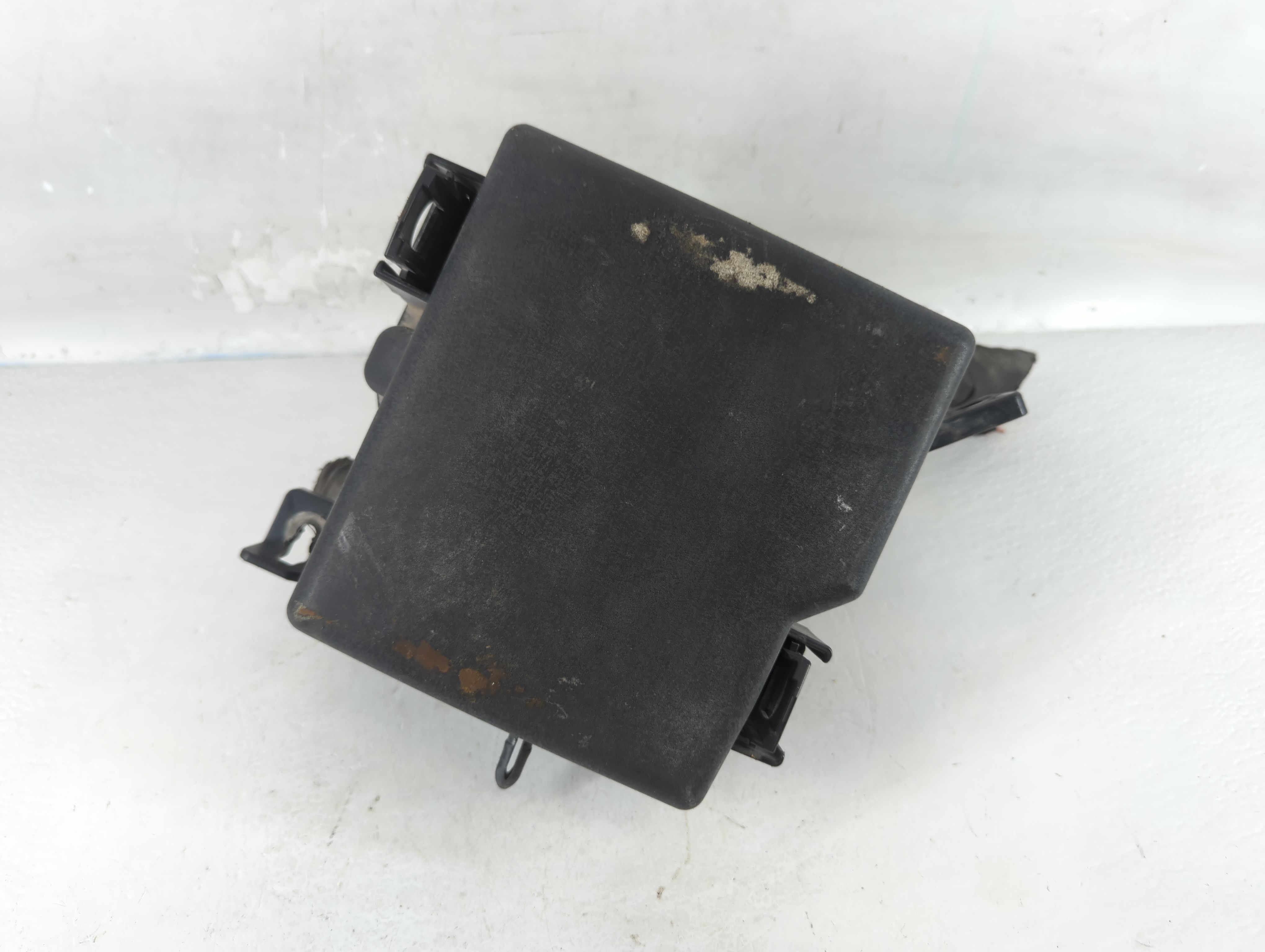 2016-2018 Kia Sorento Fusebox Fuse Box Relay Module 91941-c6020 833125 - Oemusedautoparts1.com