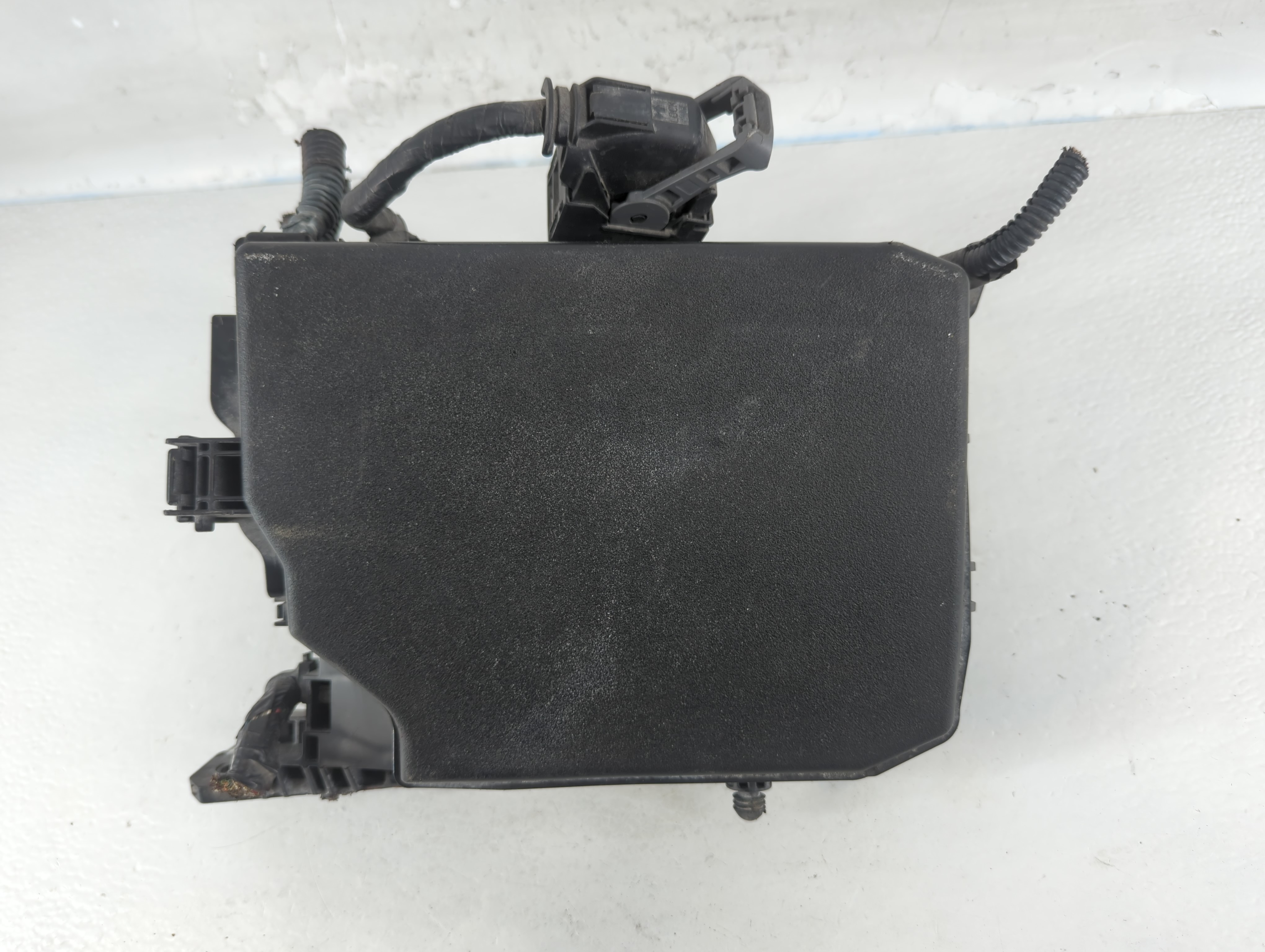 Picture of 2014-2019 Toyota Corolla Fusebox Fuse Box Relay Module 82662-02660 833154