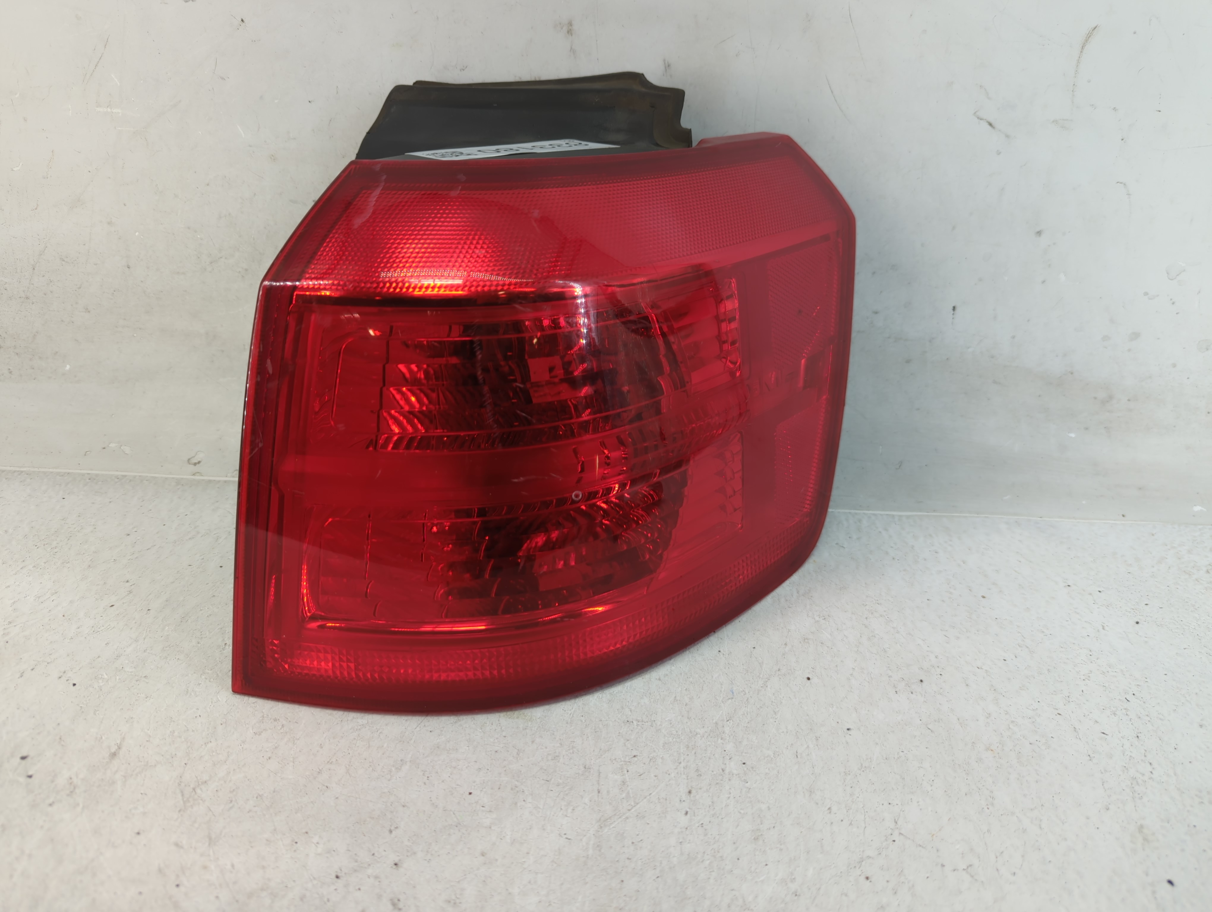 Picture of 2010-2017 Gmc Terrain Passenger Right Side Tail Light Taillight Oem 833180