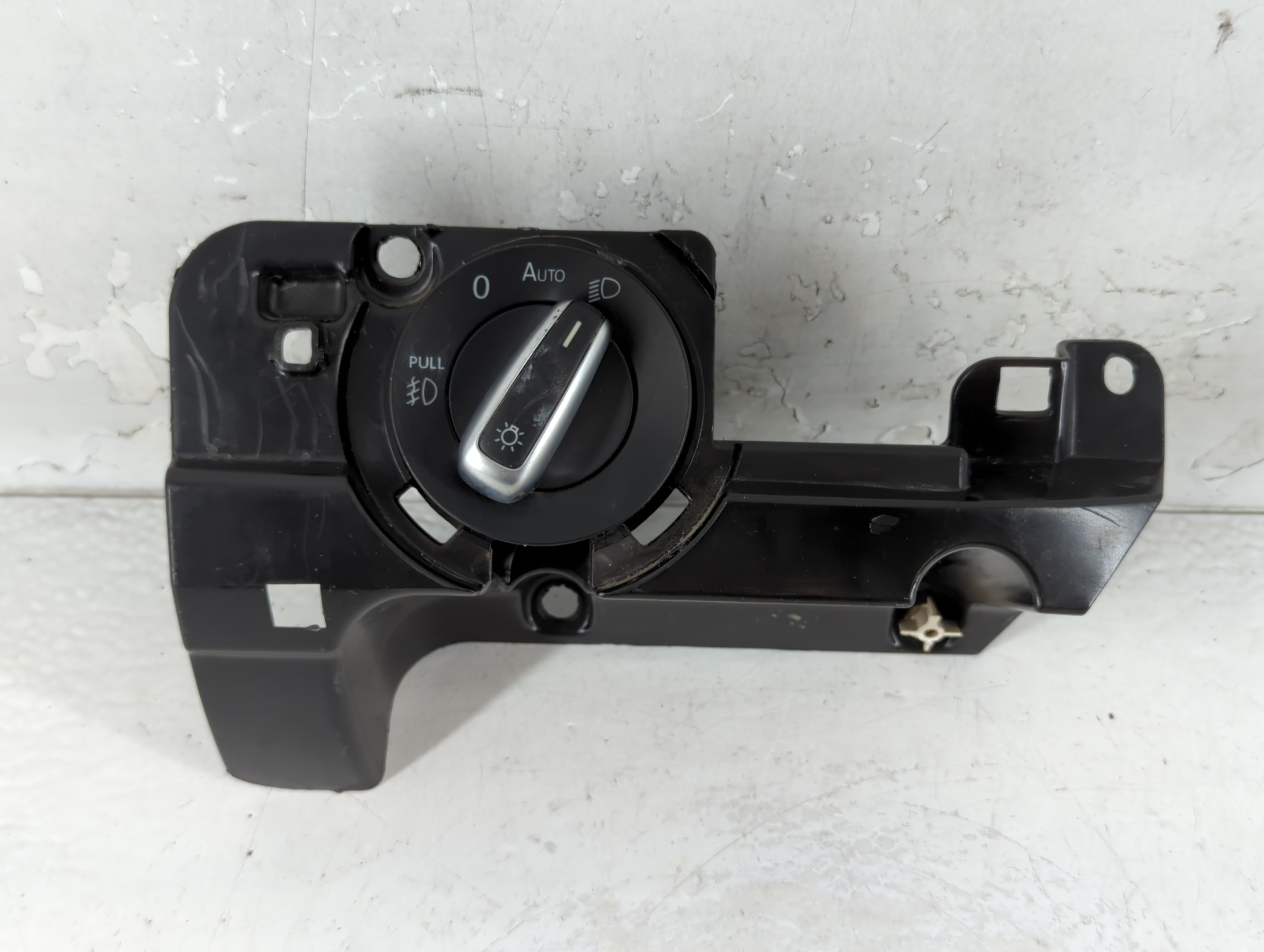 Picture of 2014-2015 Volkswagen Passat Headlight Head Light Switch Lamp Control 833332