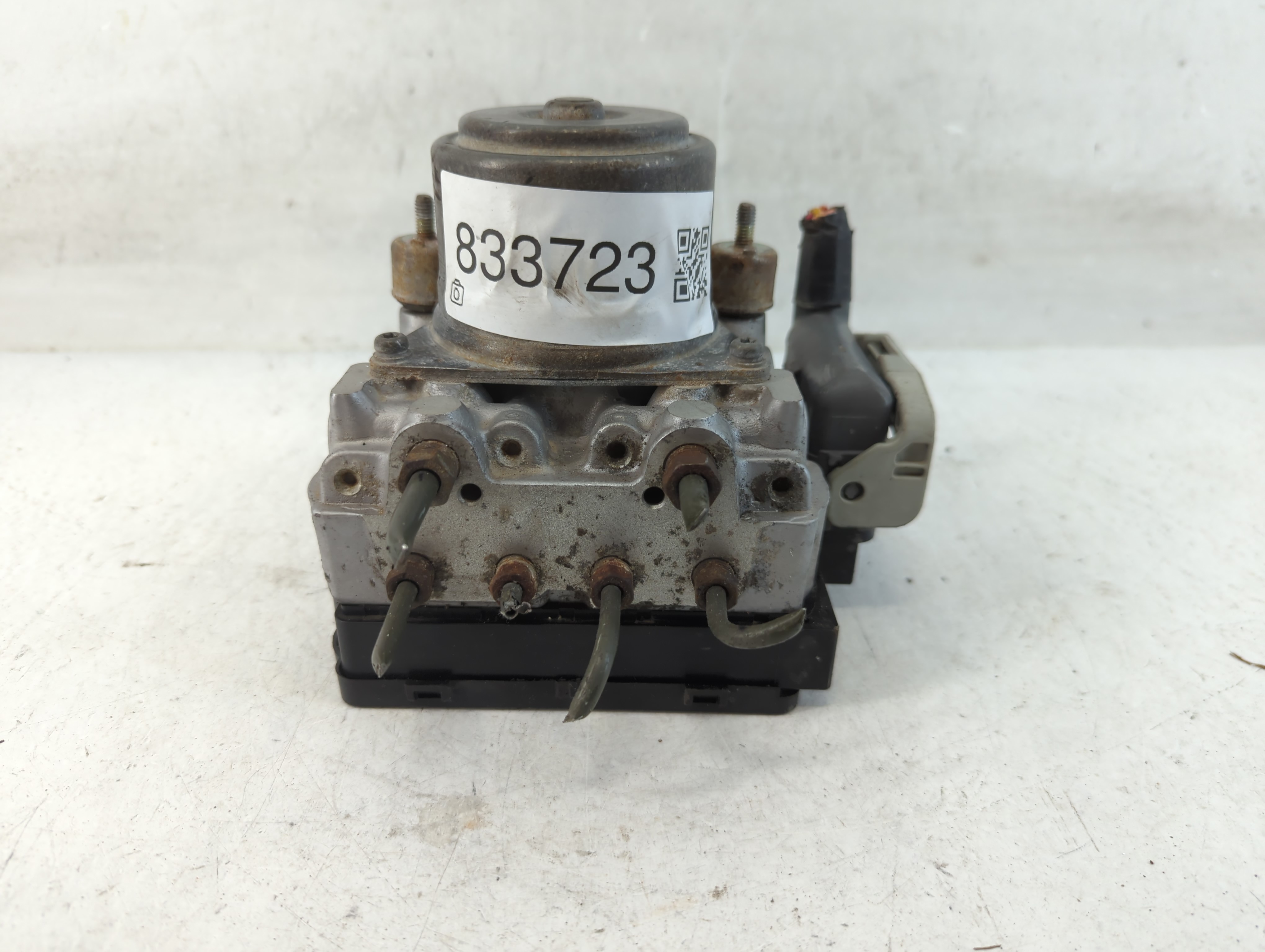 Picture of 1999-2004 Honda Odyssey Abs Pump Control Module 833723