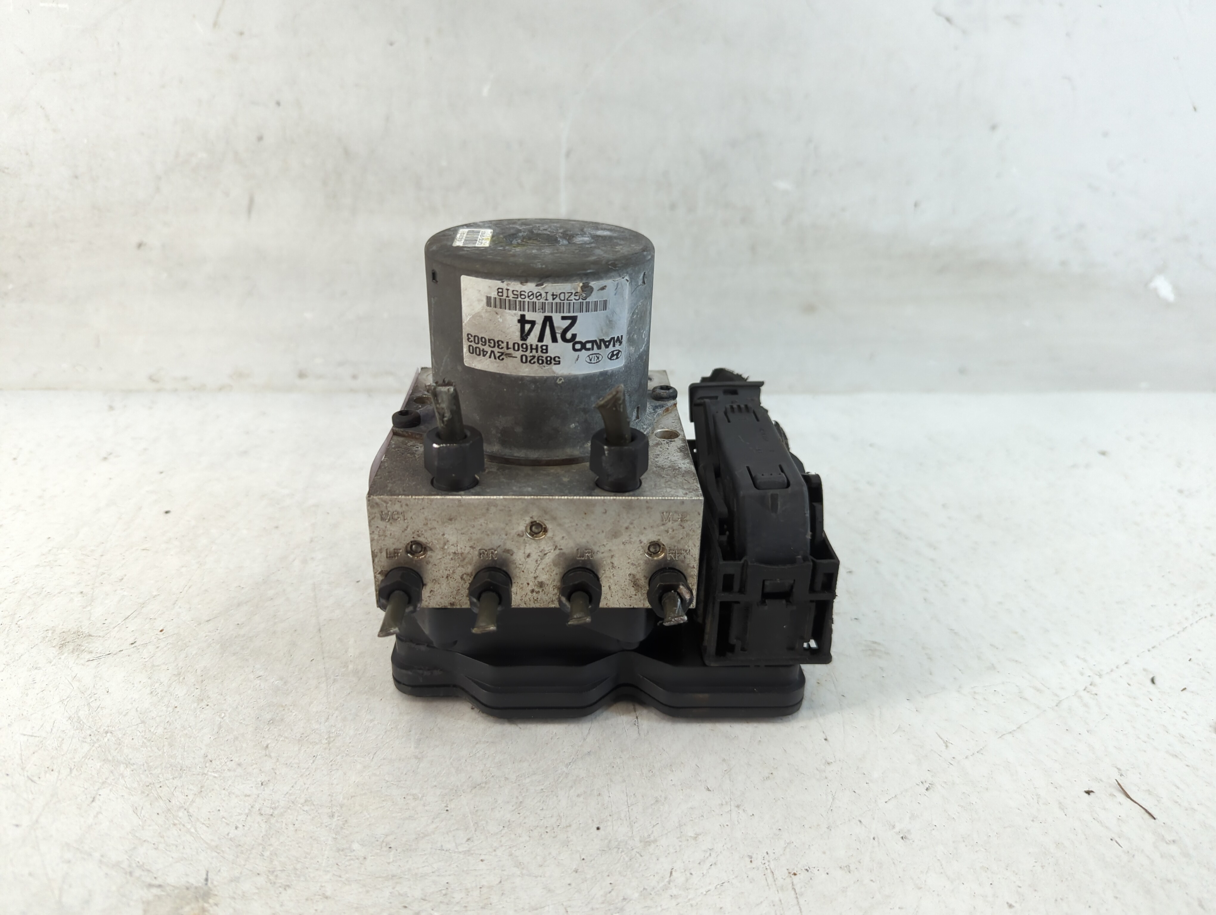 Picture of 2012-2013 Hyundai Veloster Abs Pump Control Module 834583