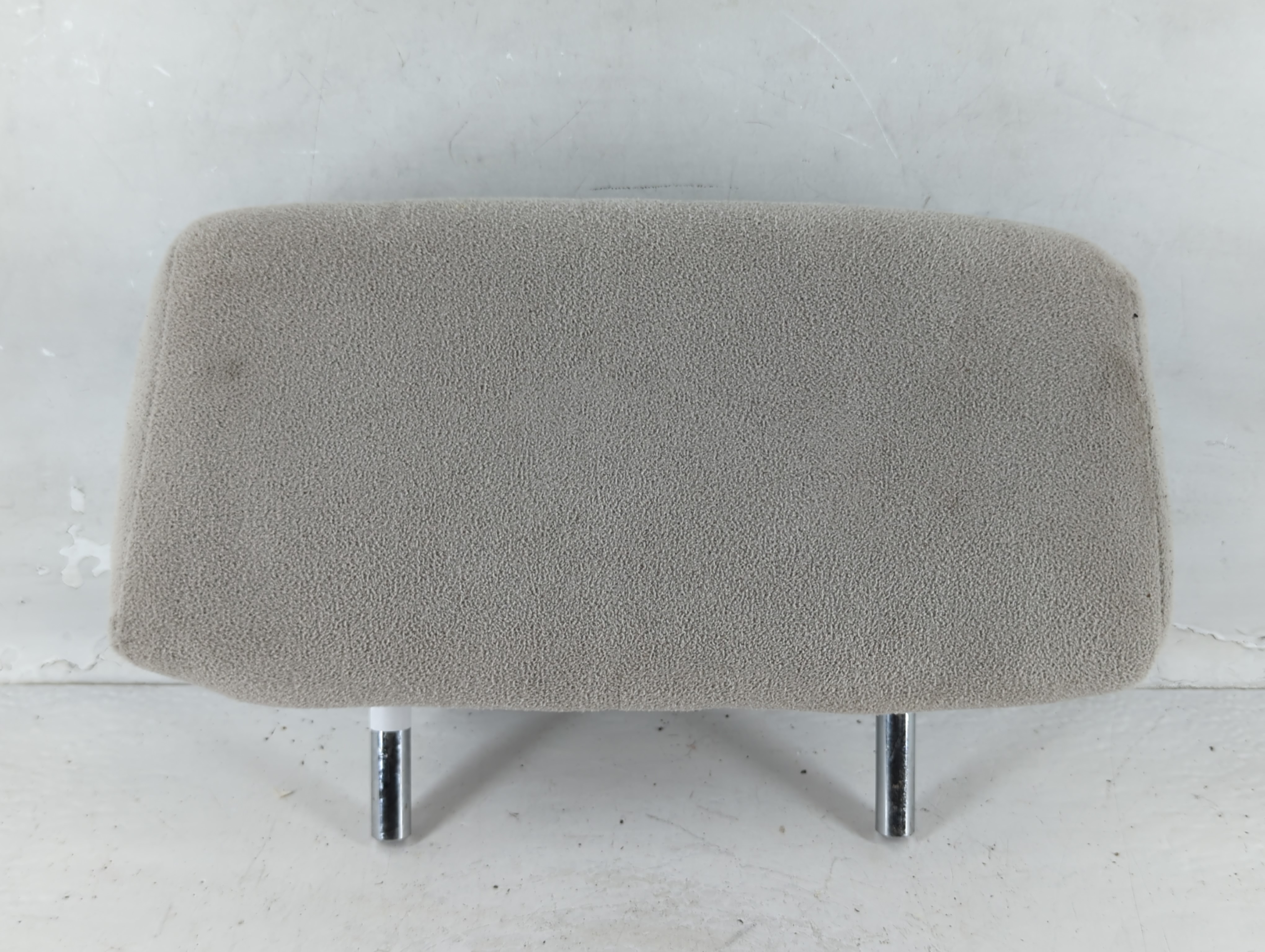 2005-2006 Nissan Maxima Headrest Head Rest Rear Seat Ivory 834878 - Oemusedautoparts1.com