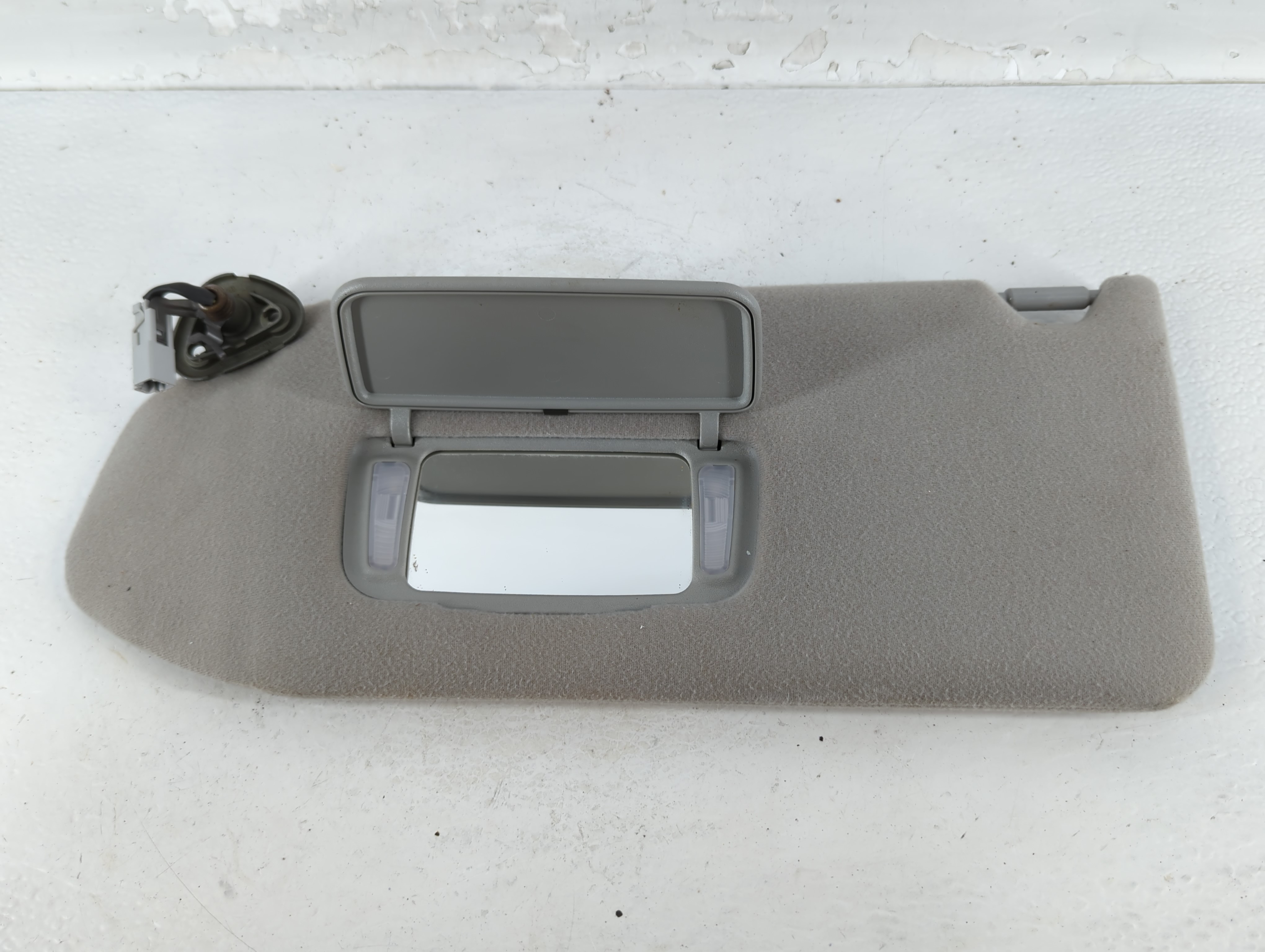 2003-2004 Honda Pilot Driver Sun Visor Mirror Left Sunvisor 835002 - Oemusedautoparts1.com