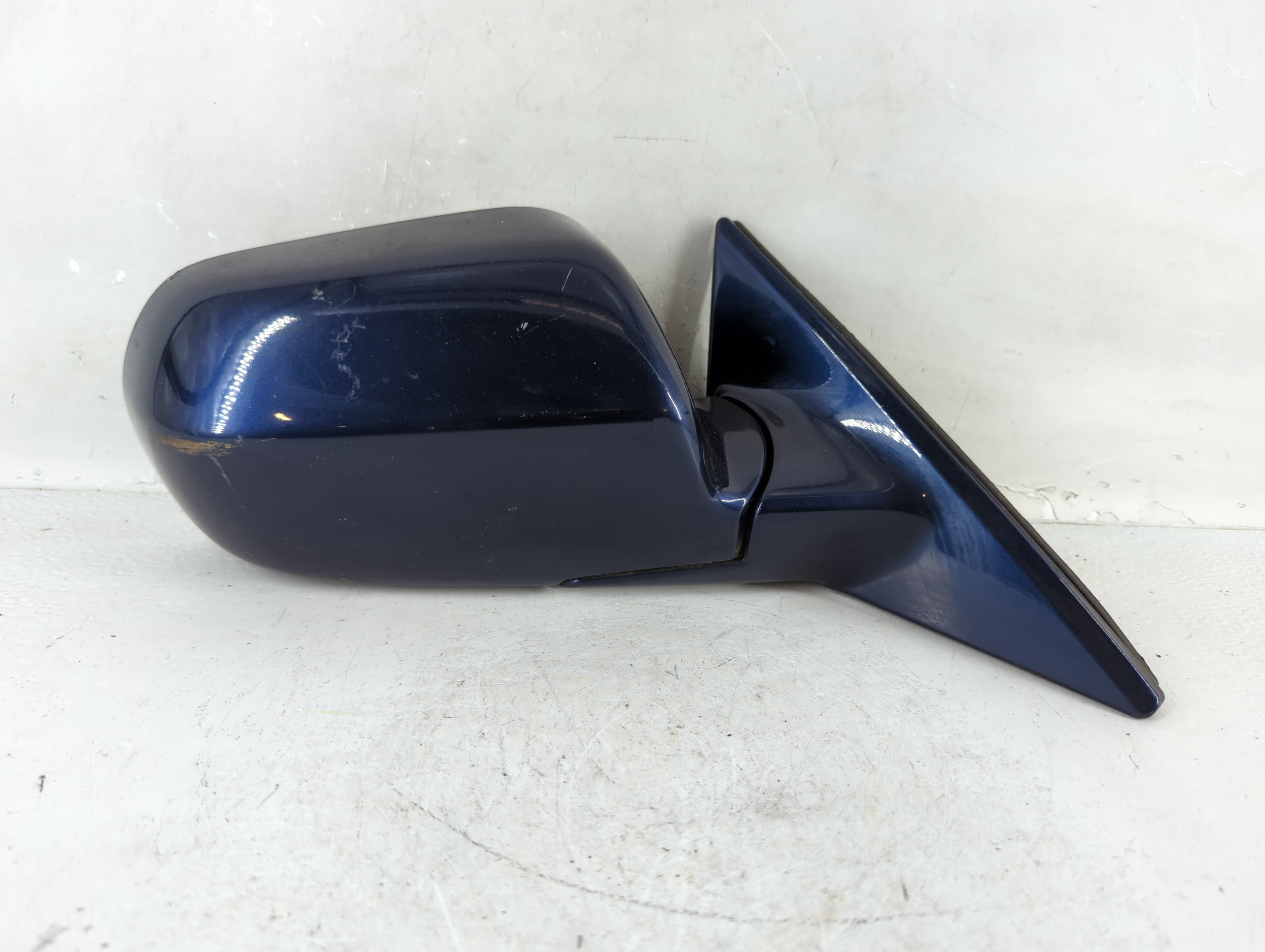1999-2002 Honda Accord Passenger Right Side View Manual Door Mirror Blue 835138 - Oemusedautoparts1.com