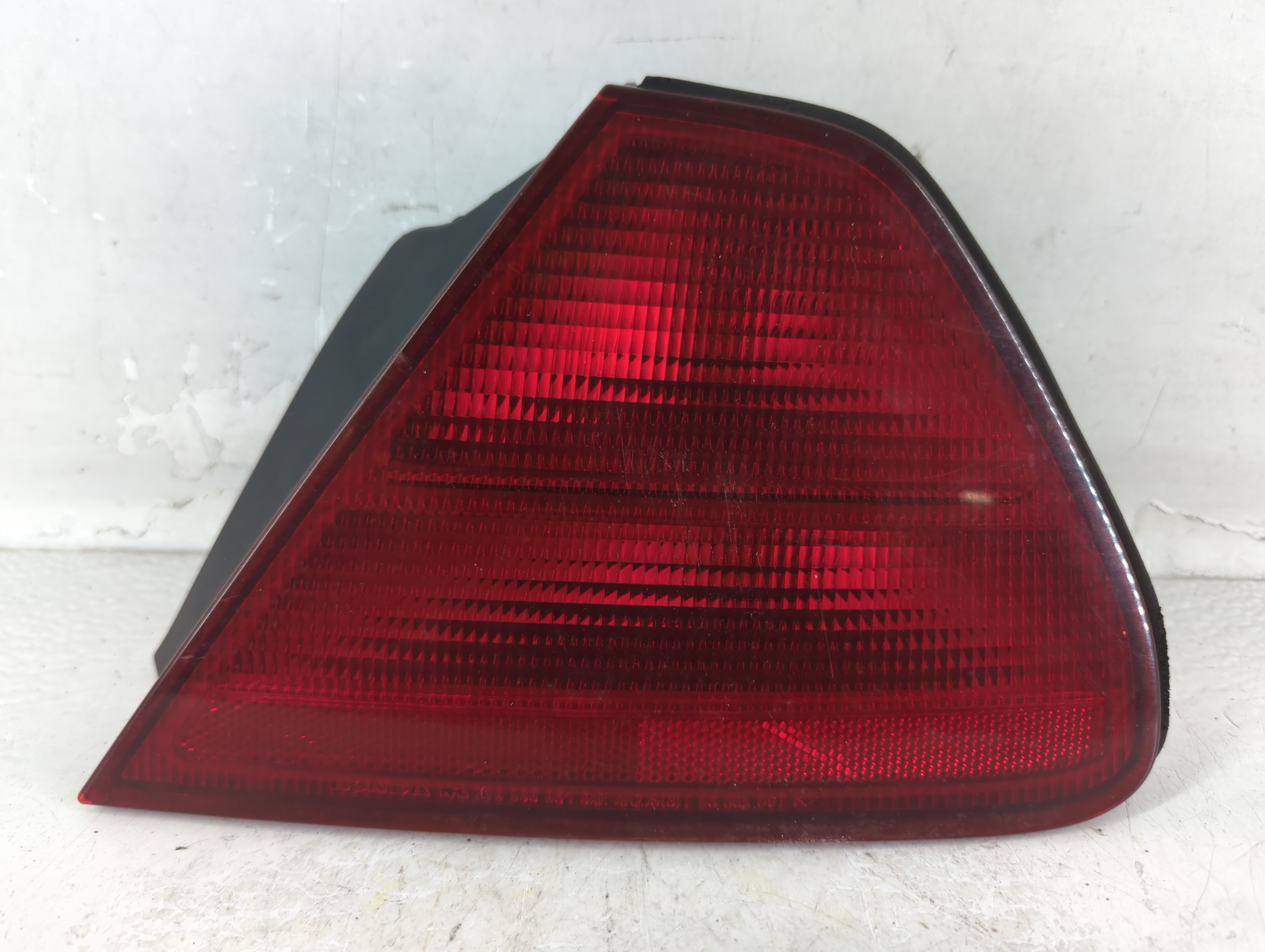 2001-2002 Honda Accord Passenger Right Side Tail Light Taillight Oem 835148 - Oemusedautoparts1.com