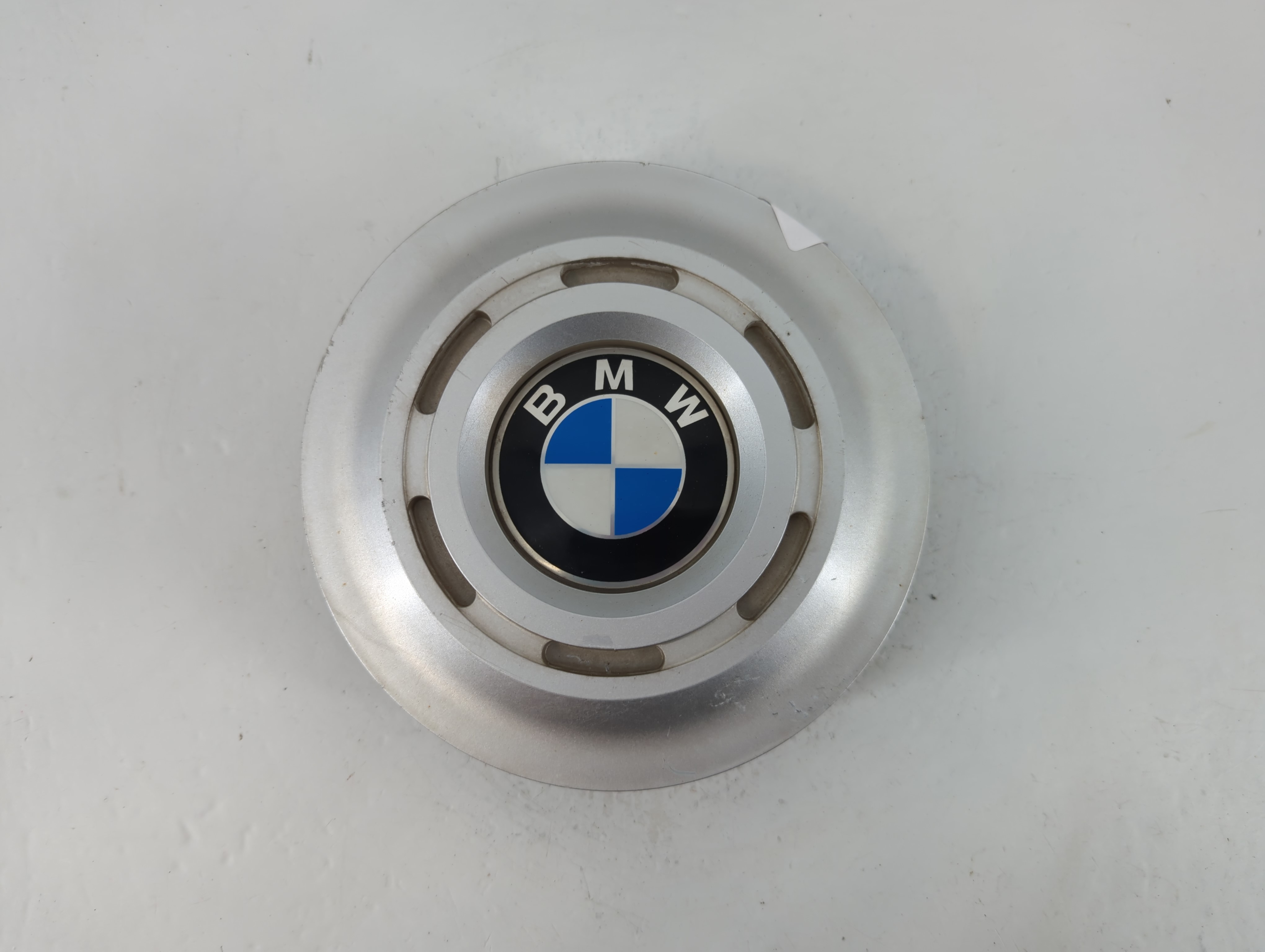 1995 Bmw 750i Center Cap Oem 835411 - Oemusedautoparts1.com