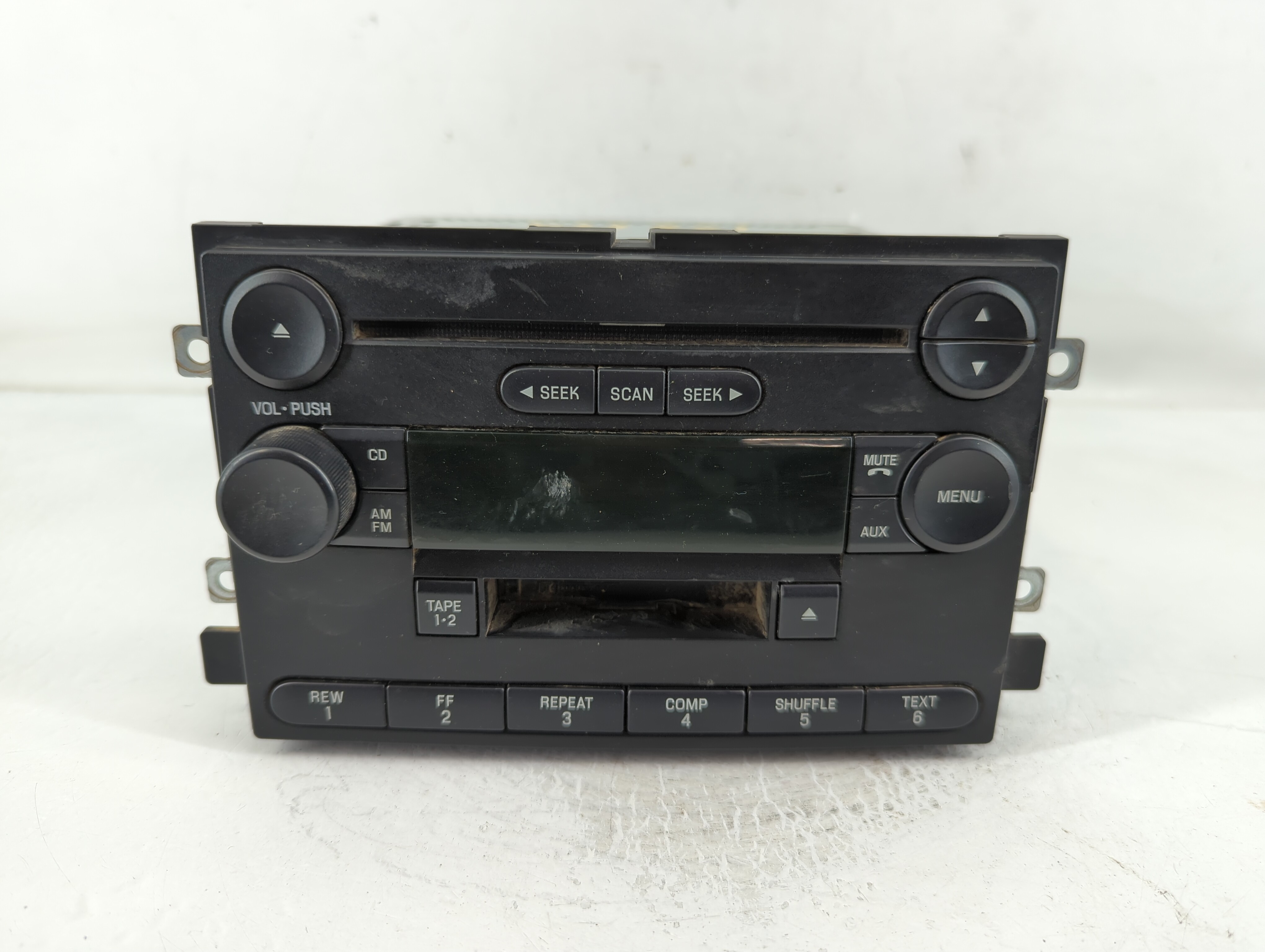 2004-2004 Ford F-150 Am Fm Cd Player Radio Receiver 835590 - Oemusedautoparts1.com