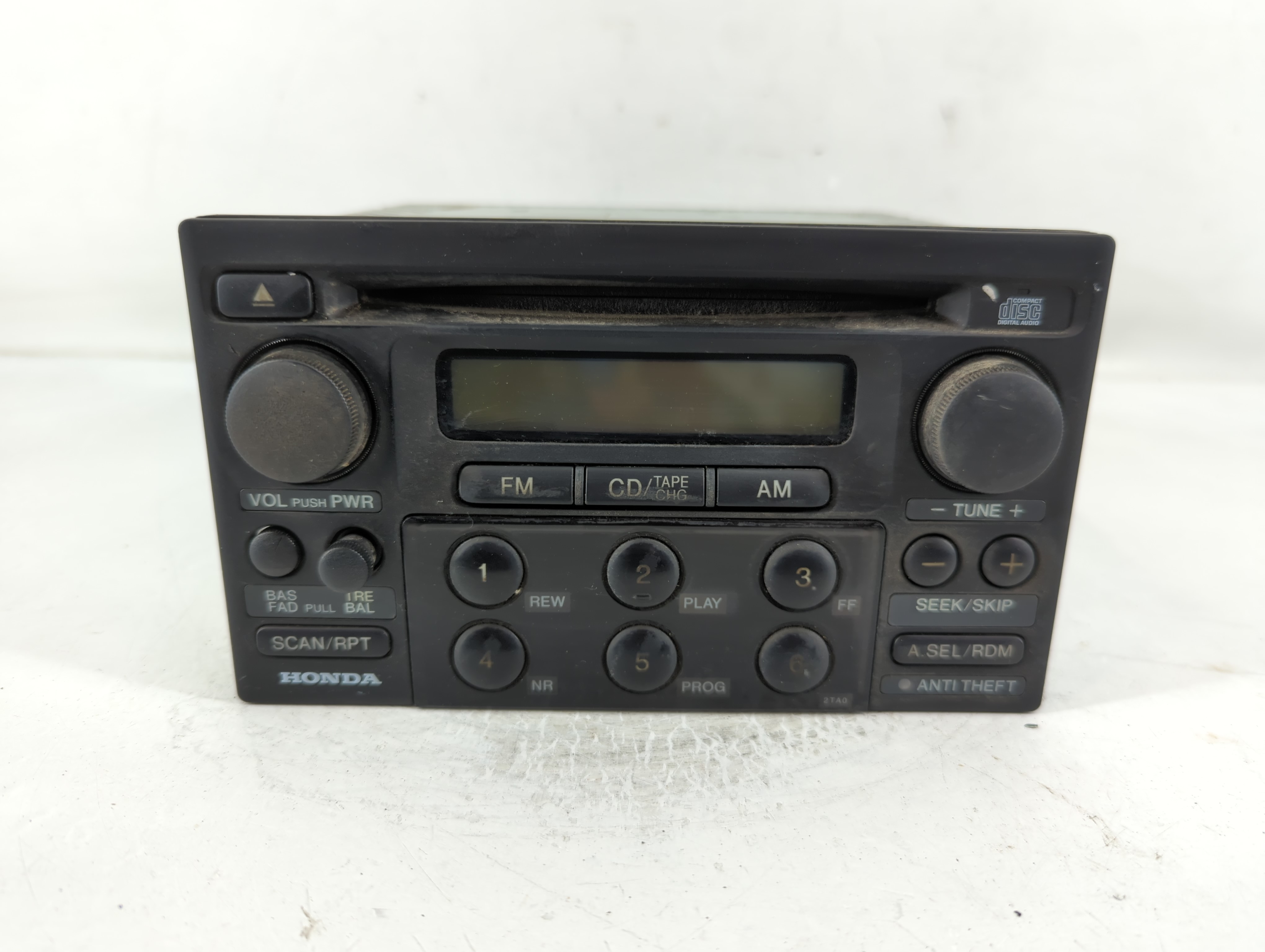 1998-2000 Honda Accord Am Fm Cd Player Radio Receiver 835671 - Oemusedautoparts1.com