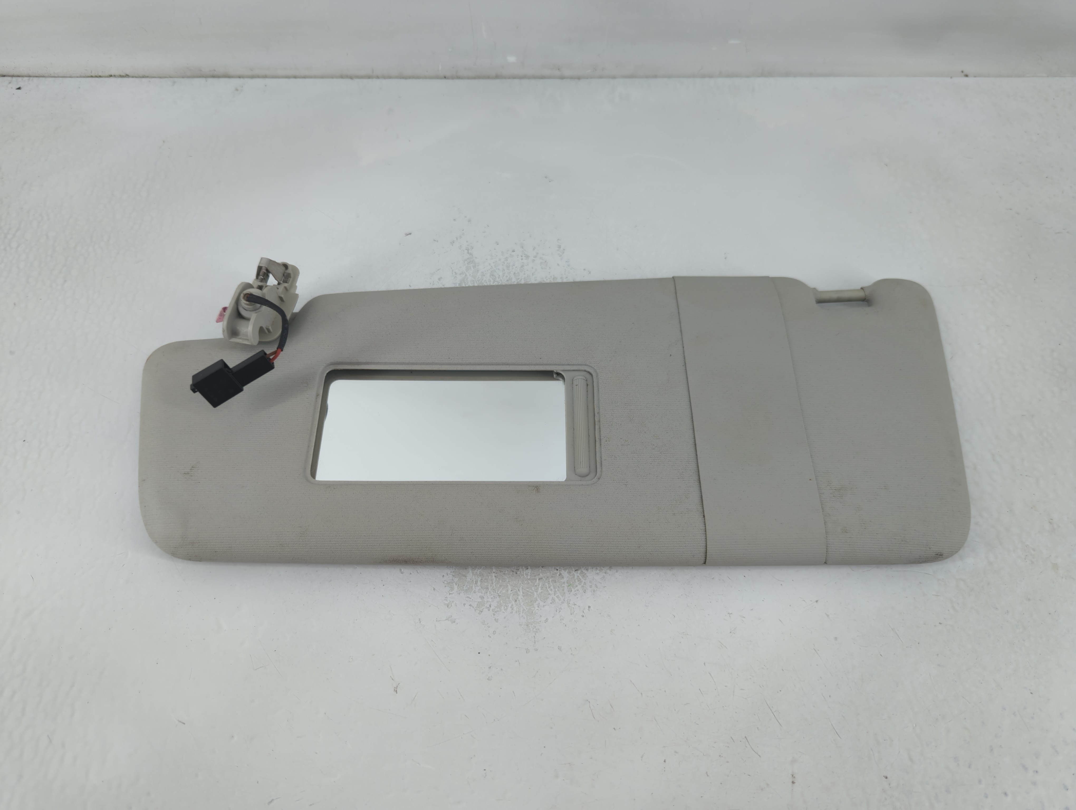 2012-2020 Volkswagen Passat Driver Sun Visor Mirror Left Sunvisor Grey 835854 - Oemusedautoparts1.com