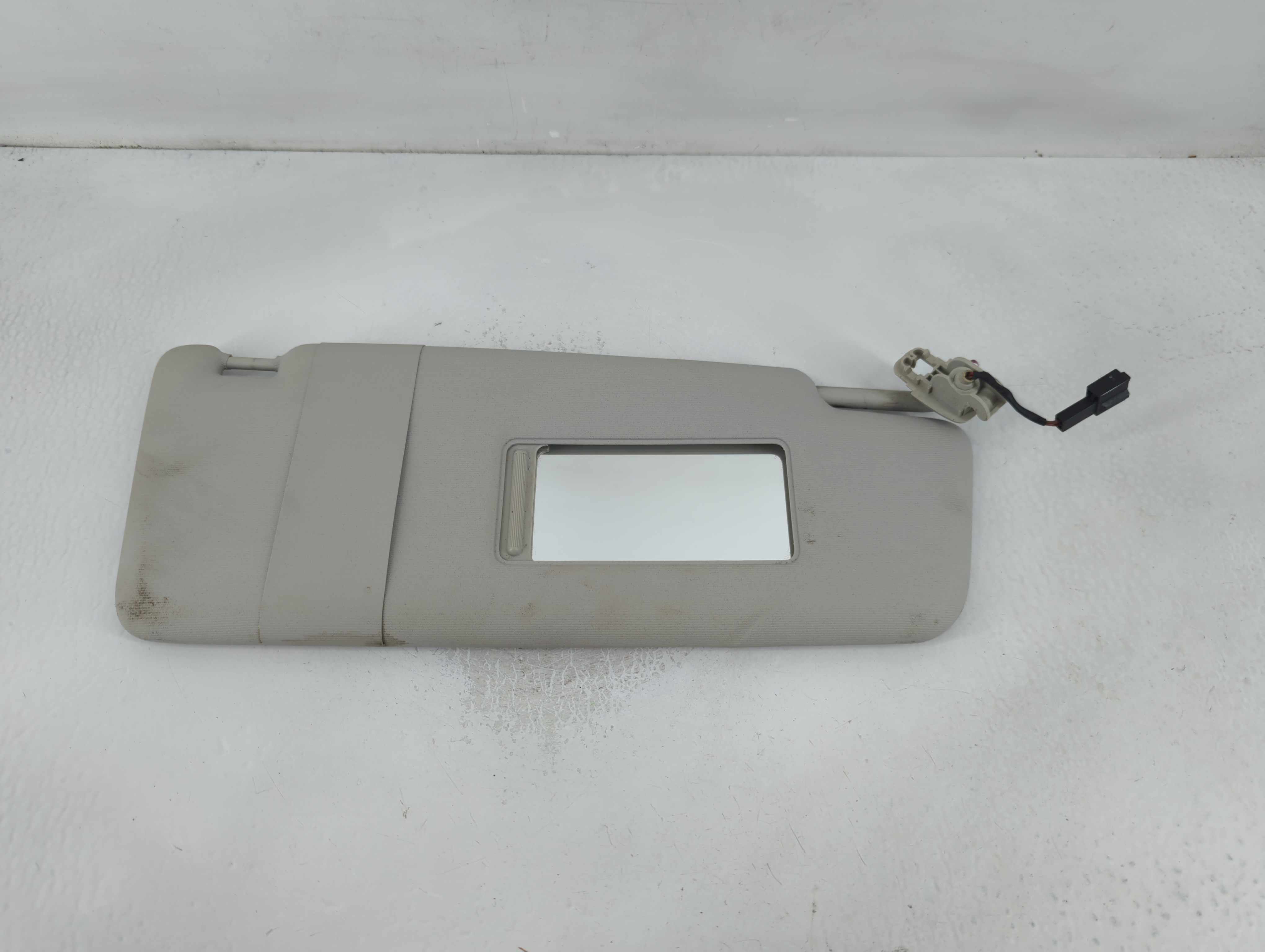 2012-2020 Volkswagen Passat Passenger Sun Visor Mirror Right Sunvisor 835855 - Oemusedautoparts1.com