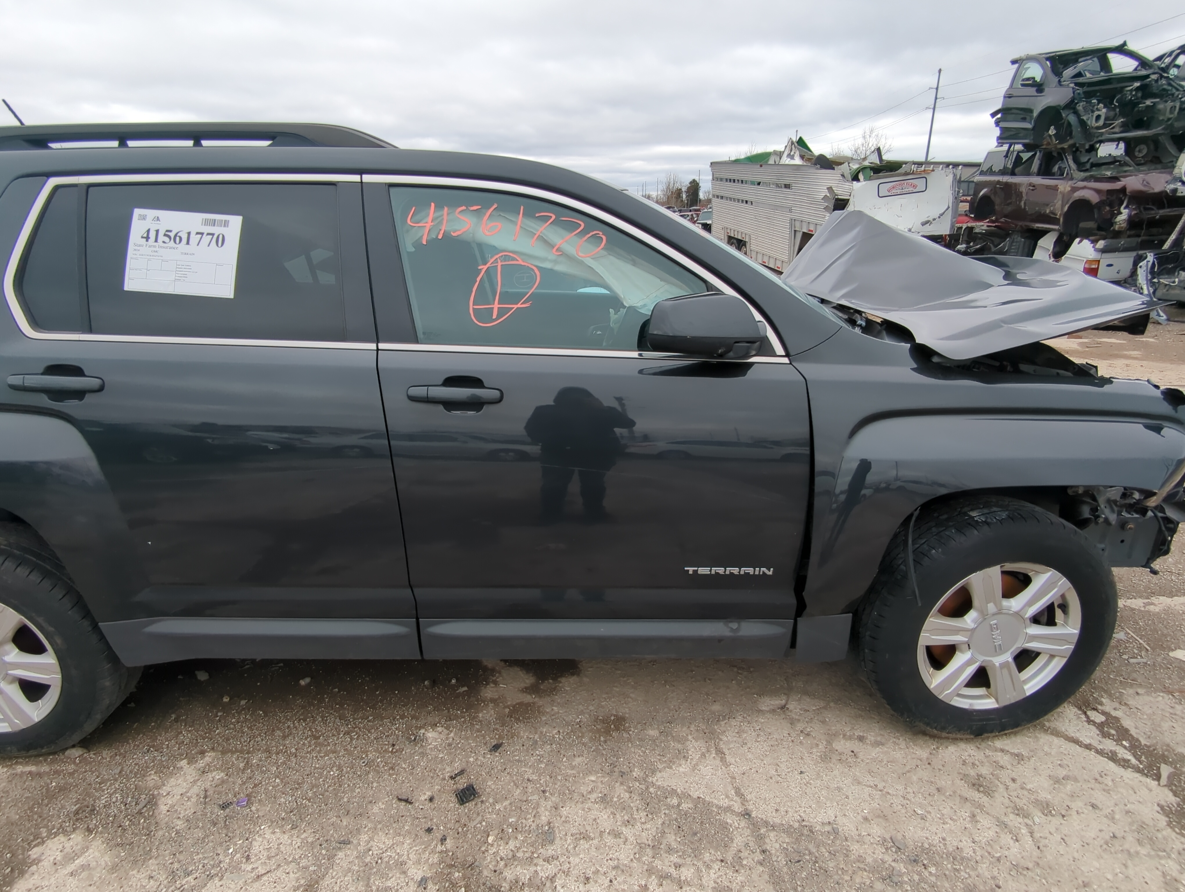 Picture of 2010-2017 Gmc Terrain Passenger Front Door Oem 835896