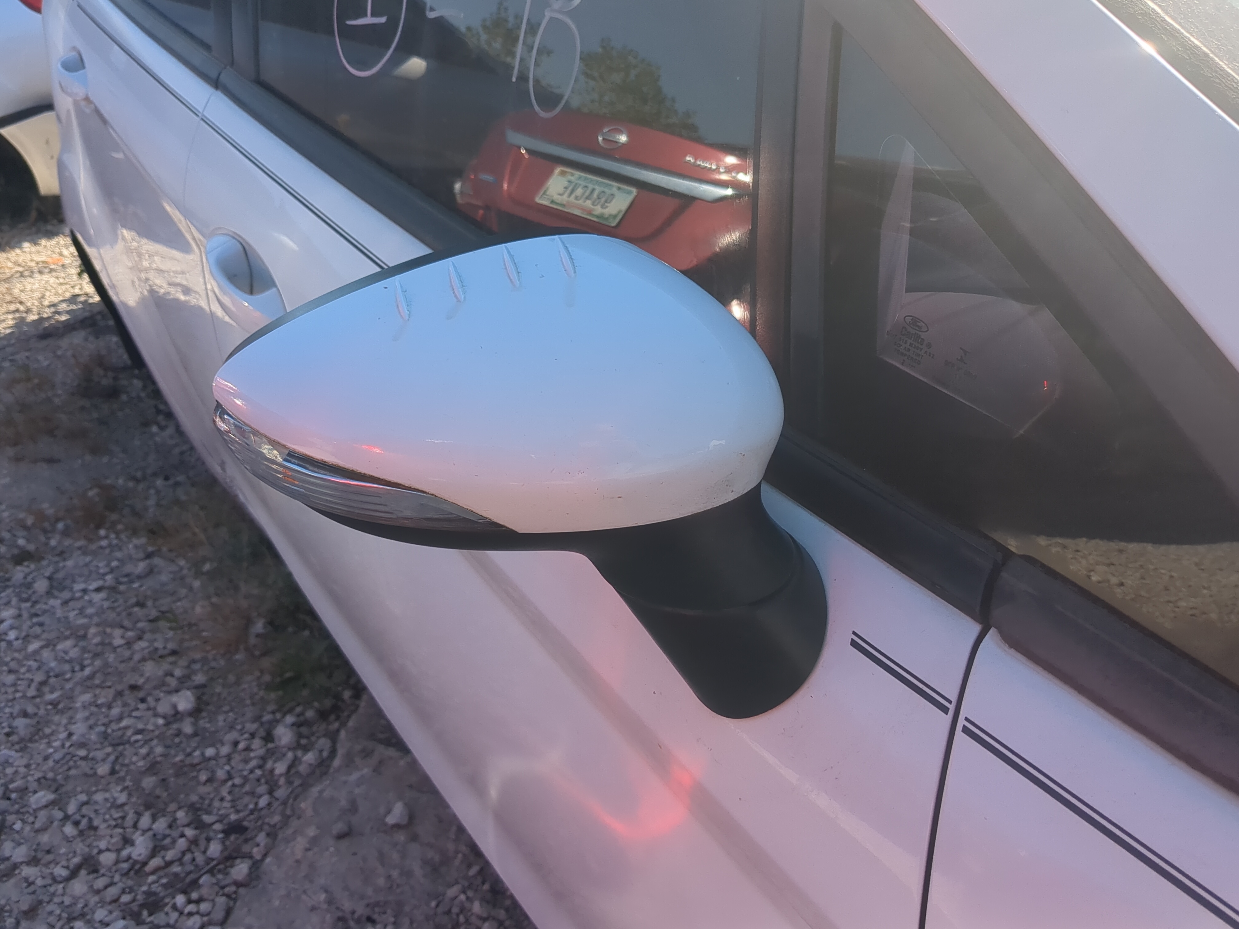 2014-2019 Ford Fiesta Passenger Right Side View Power Door Mirror 836283 - Oemusedautoparts1.com
