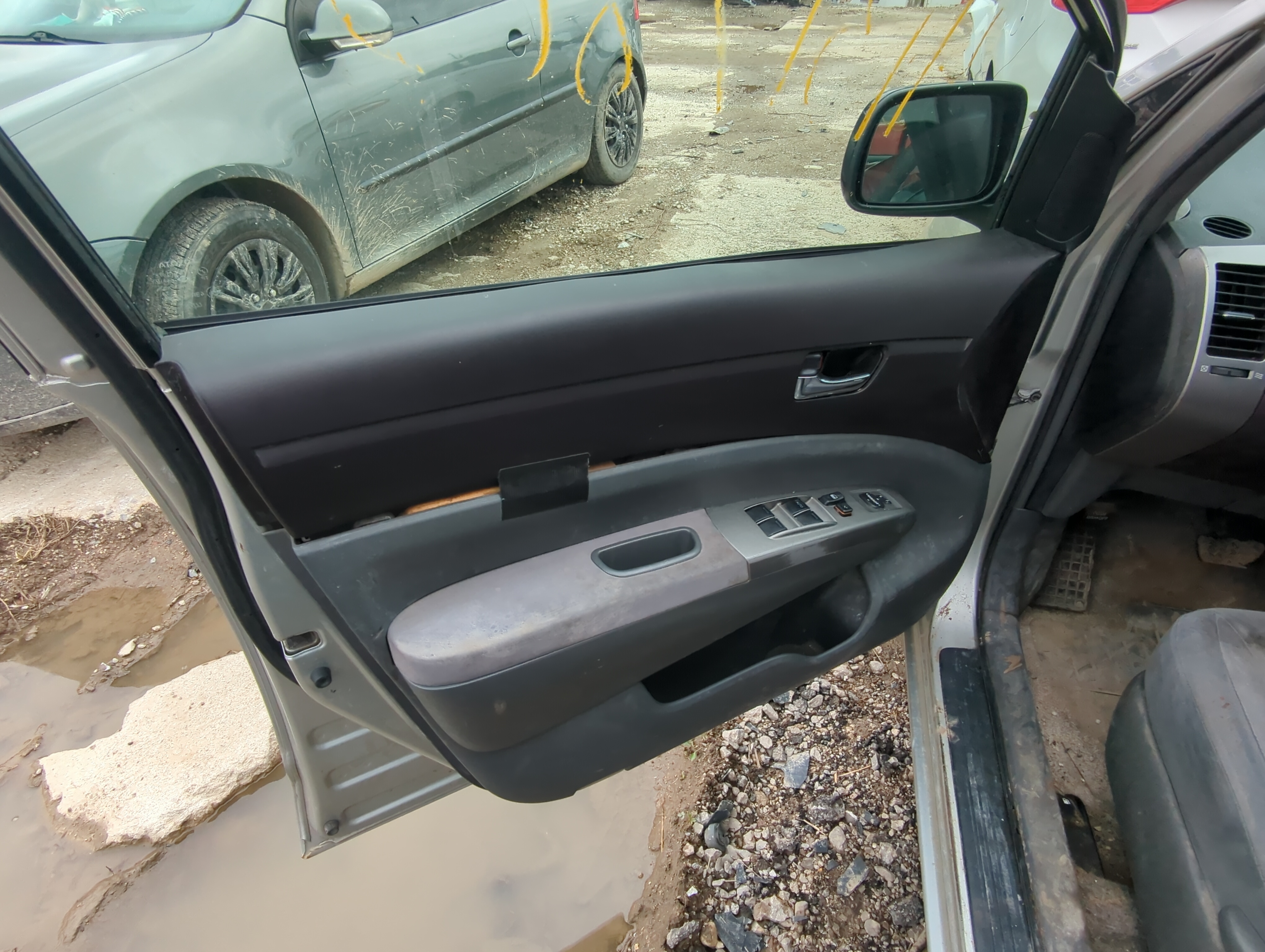 Picture of 2004 Toyota Prius Front Left Driver Interior Door Panel Trim 836393