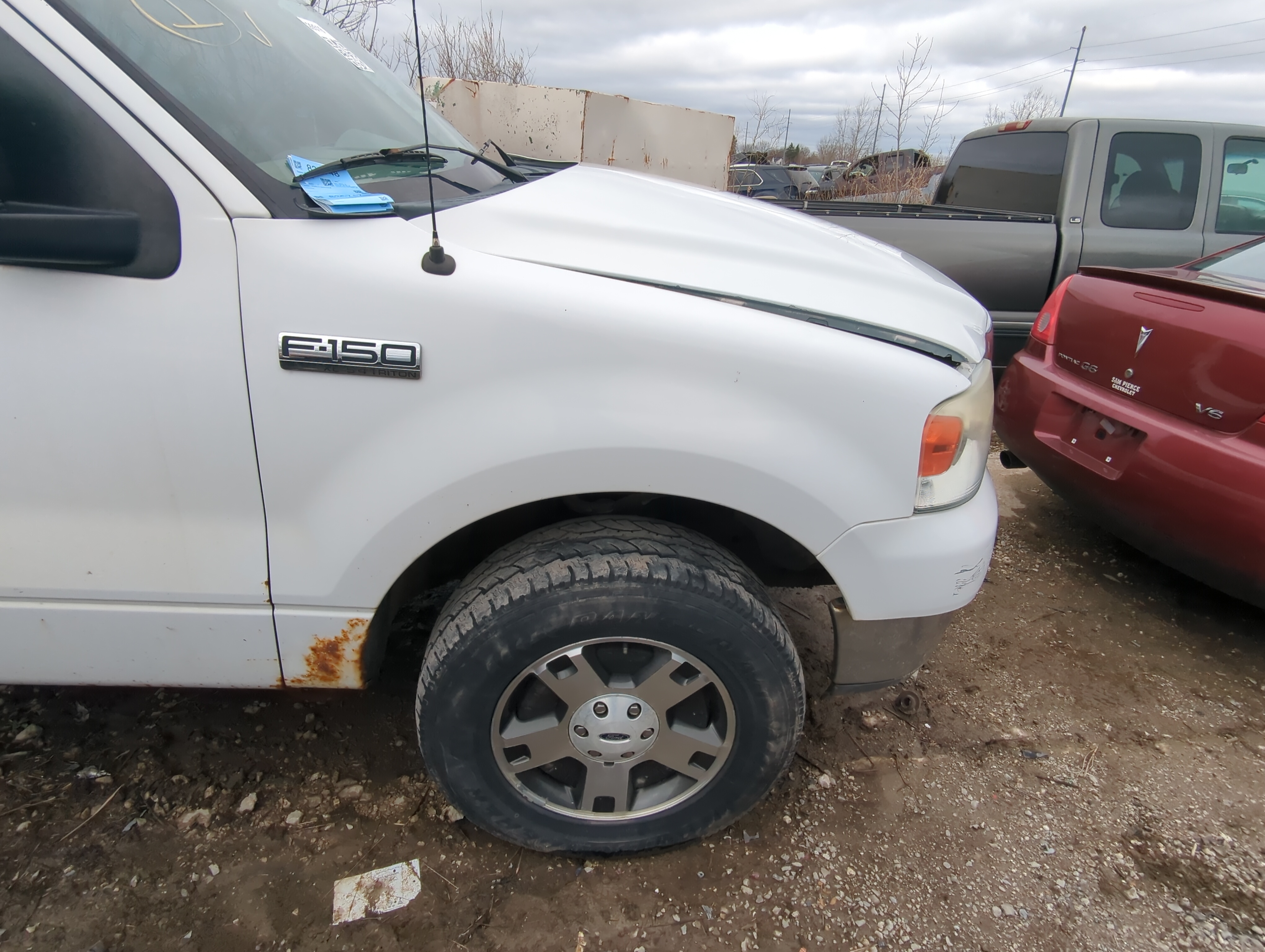 Ford Ford F150 Pickup Passenger Fender 837184 - Oemusedautoparts1.com