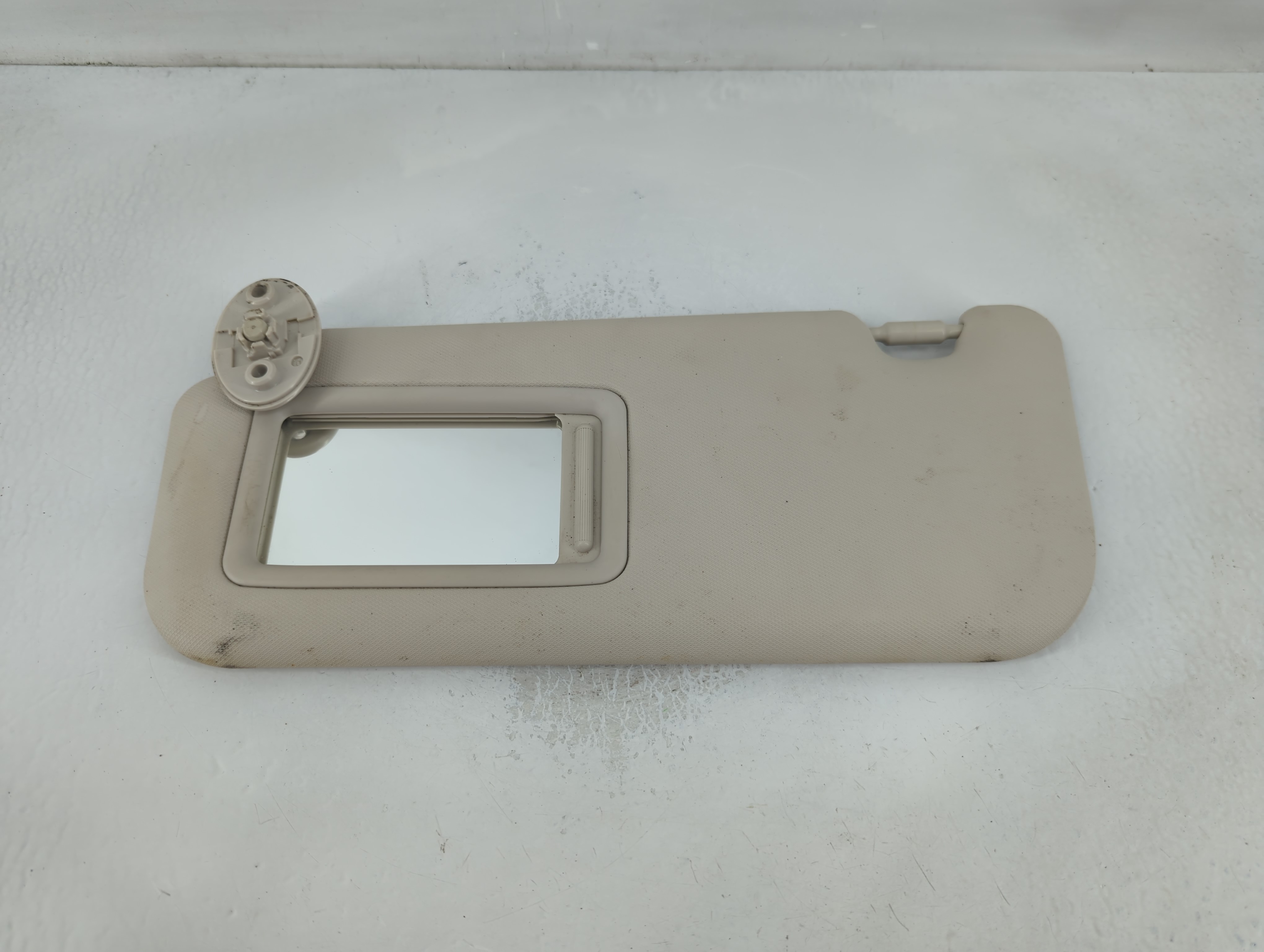 2019-2022 Toyota Corolla Driver Sun Visor Mirror Left Sunvisor Beige 837242 - Oemusedautoparts1.com