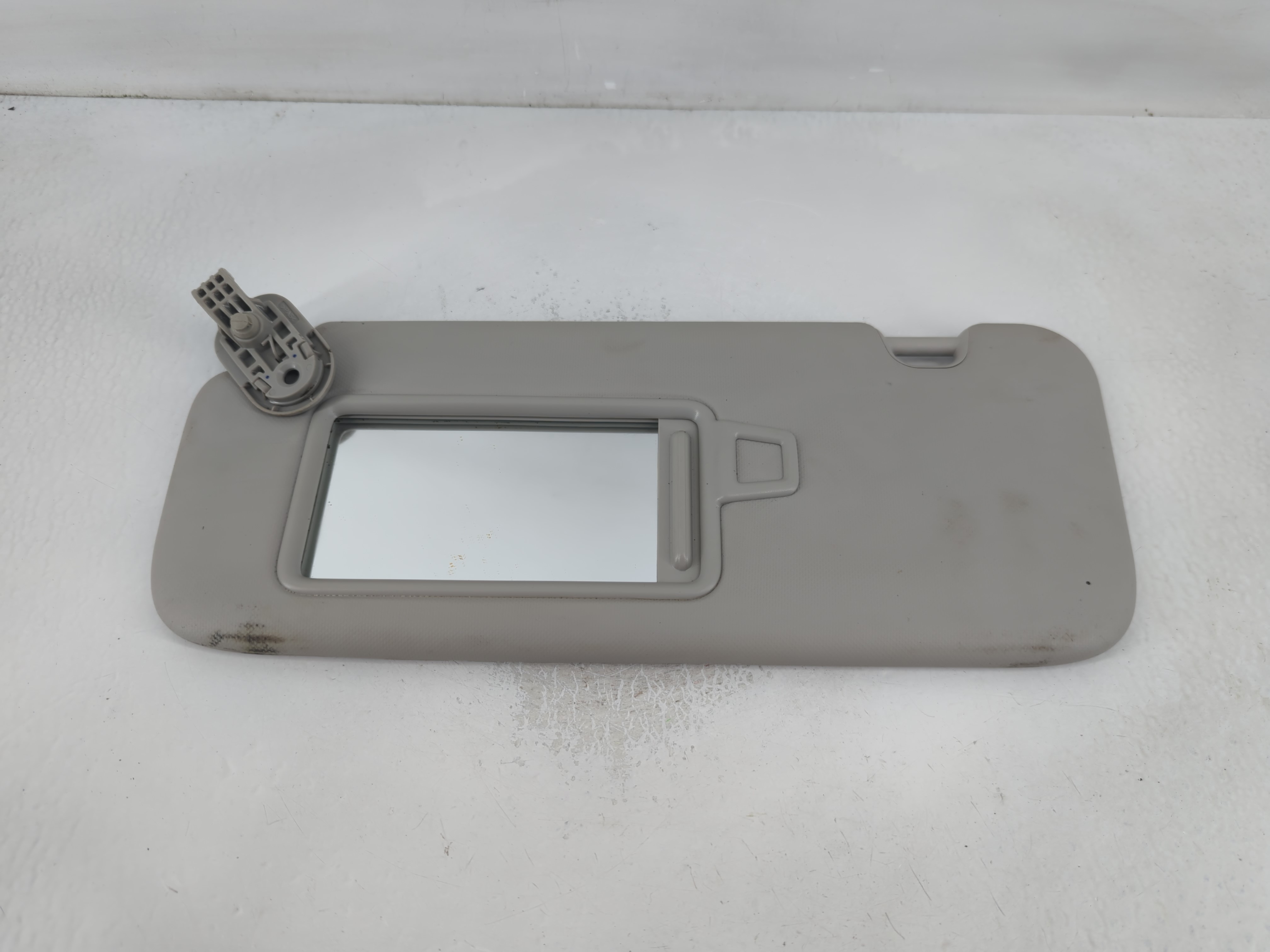 2019-2021 Kia Forte Driver Sun Visor Mirror Left Sunvisor Grey 837253 - Oemusedautoparts1.com