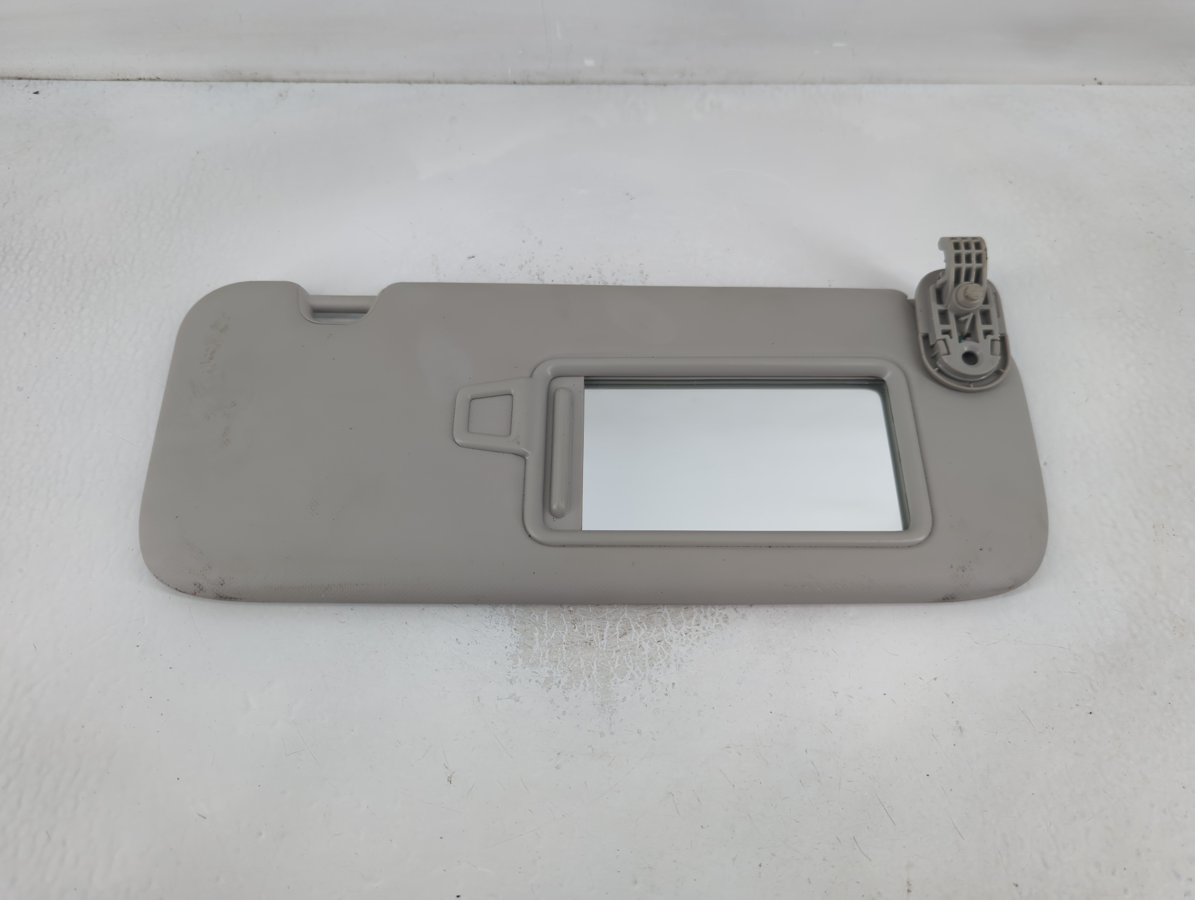 2019-2021 Kia Forte Passenger Sun Visor Mirror Right Sunvisor Grey 837254 - Oemusedautoparts1.com