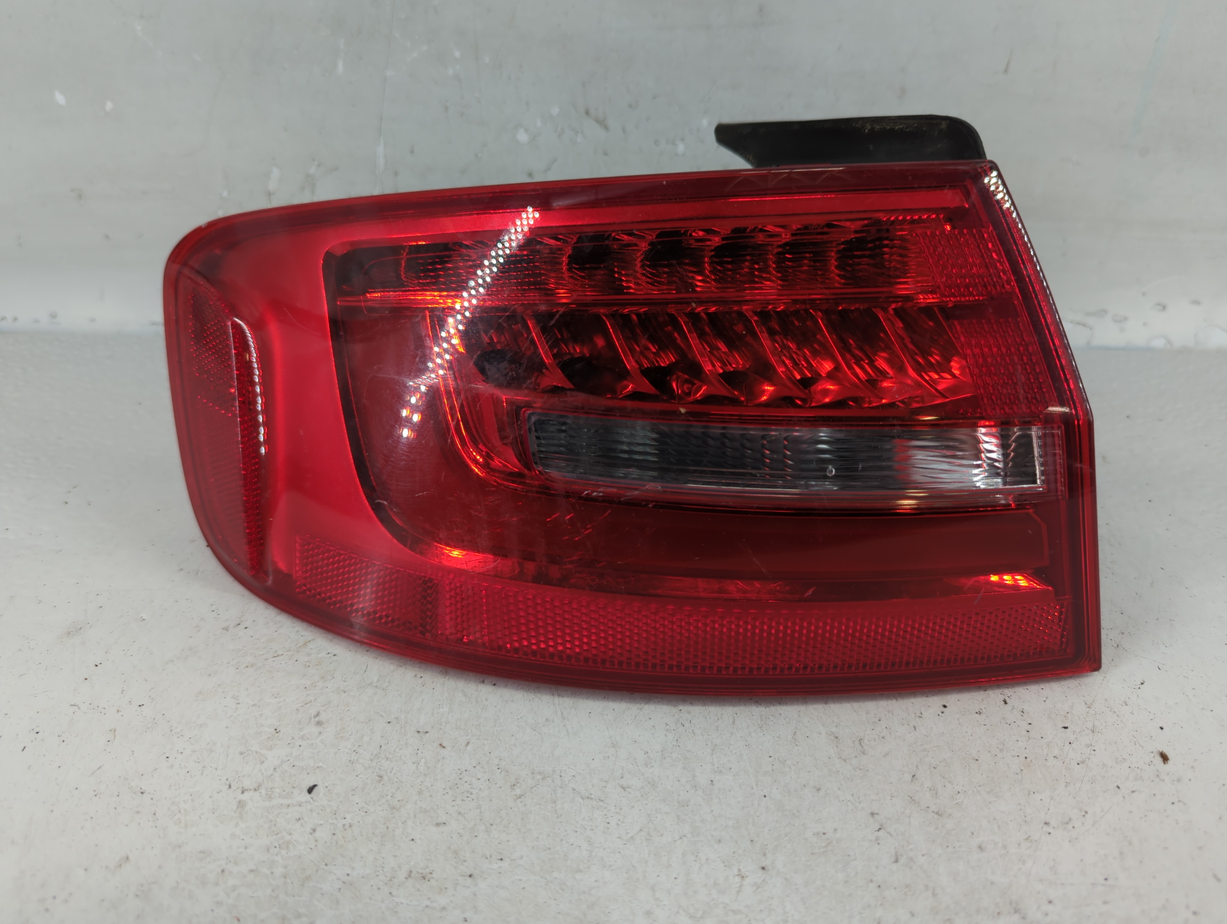 2013-2016 Audi A4 Driver Left Side Tail Light Taillight Oem 837266 - Oemusedautoparts1.com