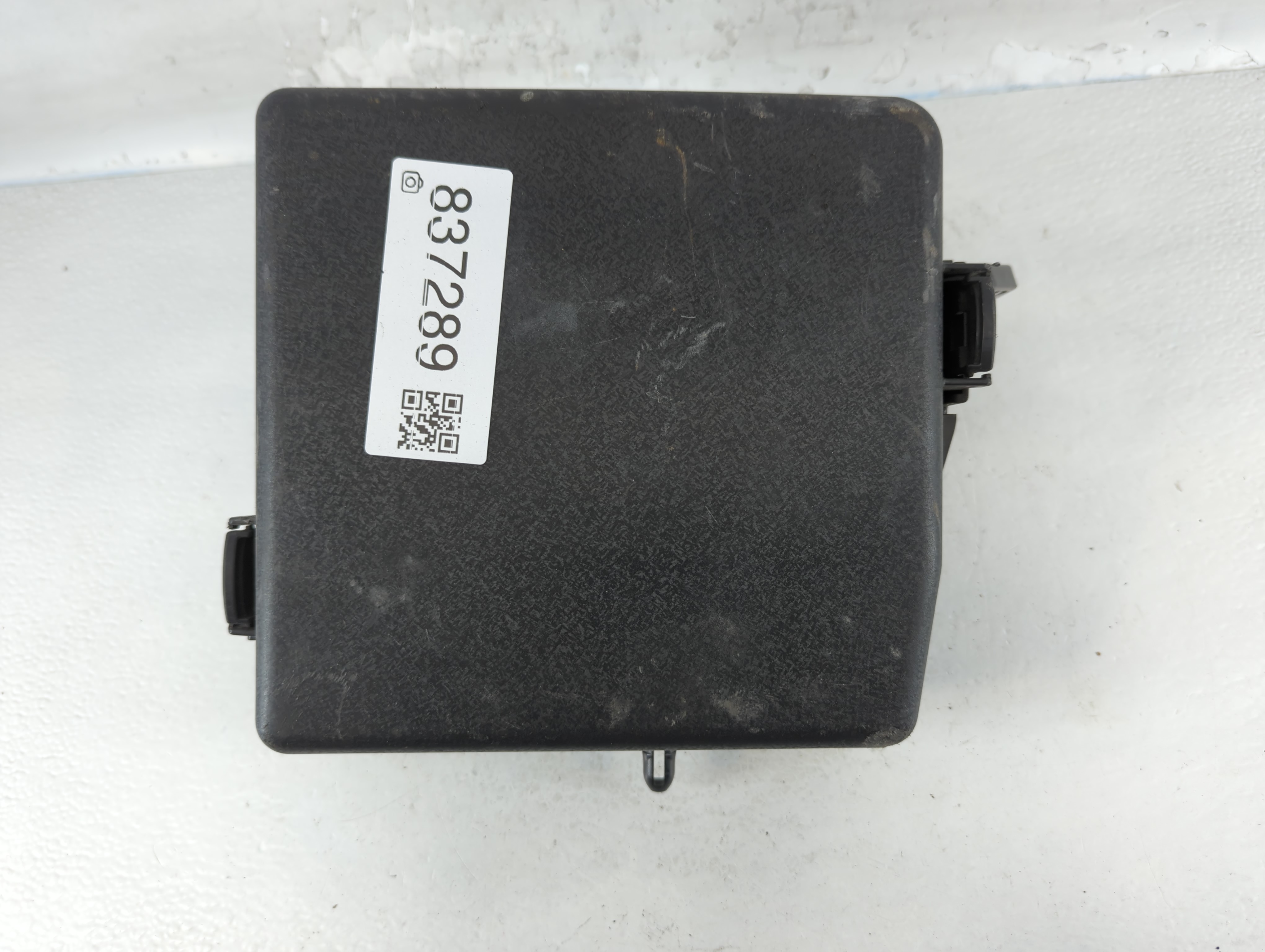 Picture of 2015-2018 Kia Sedona Fusebox Fuse Box Relay Module 91219 A9392 837289
