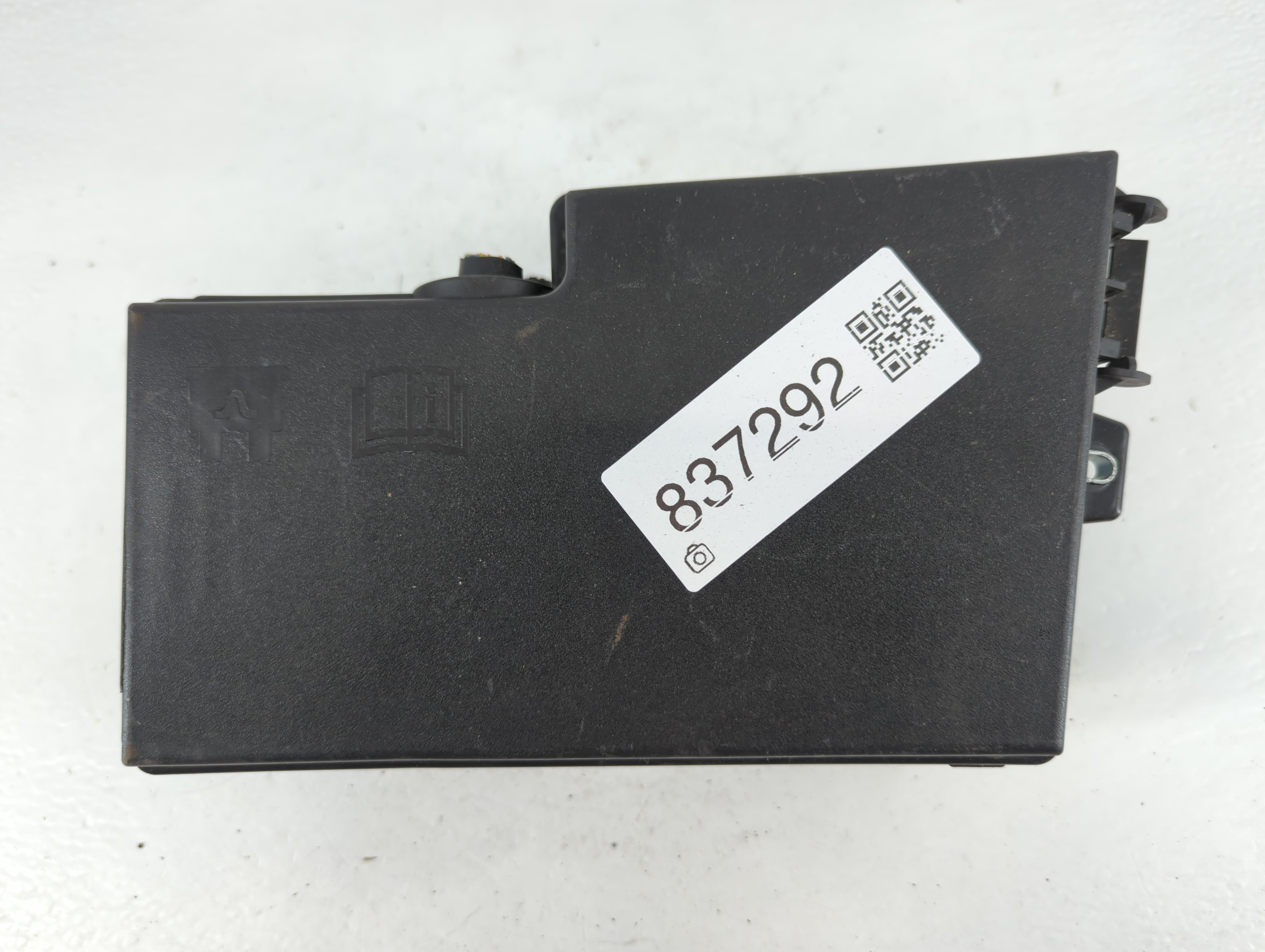 2017-2018 Ford Focus Fusebox Fuse Box Relay Module 837292 - Oemusedautoparts1.com