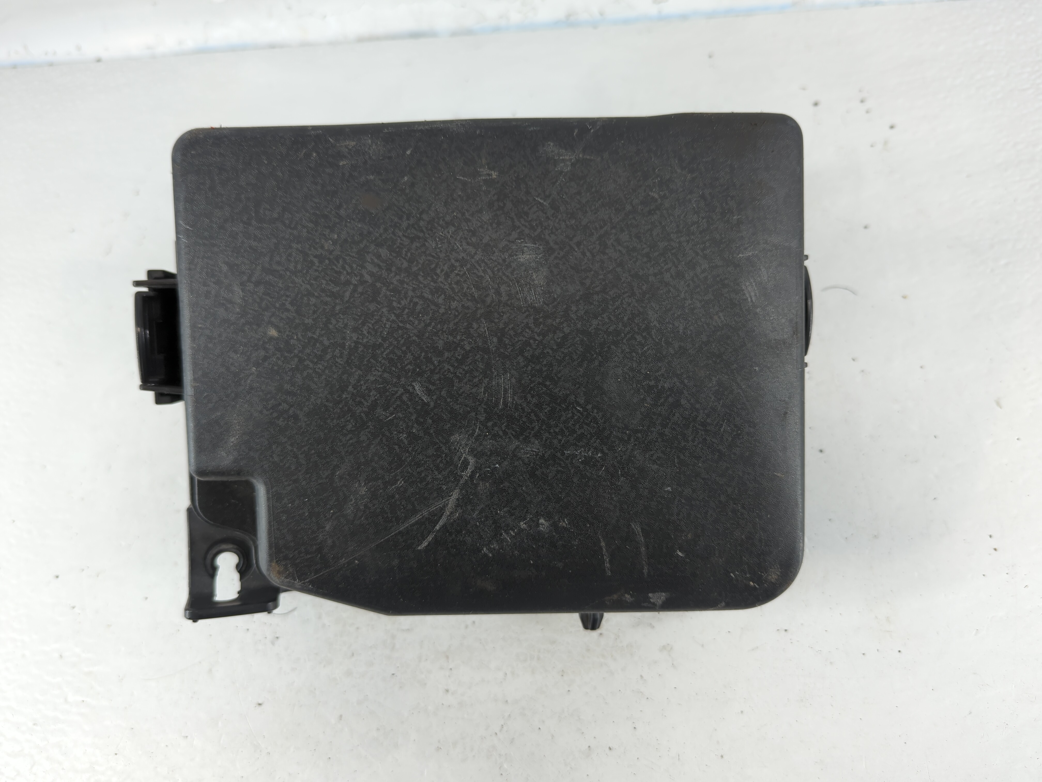 2014-2016 Hyundai Elantra Fusebox Fuse Box Relay Module 91956-00035 837296 - Oemusedautoparts1.com